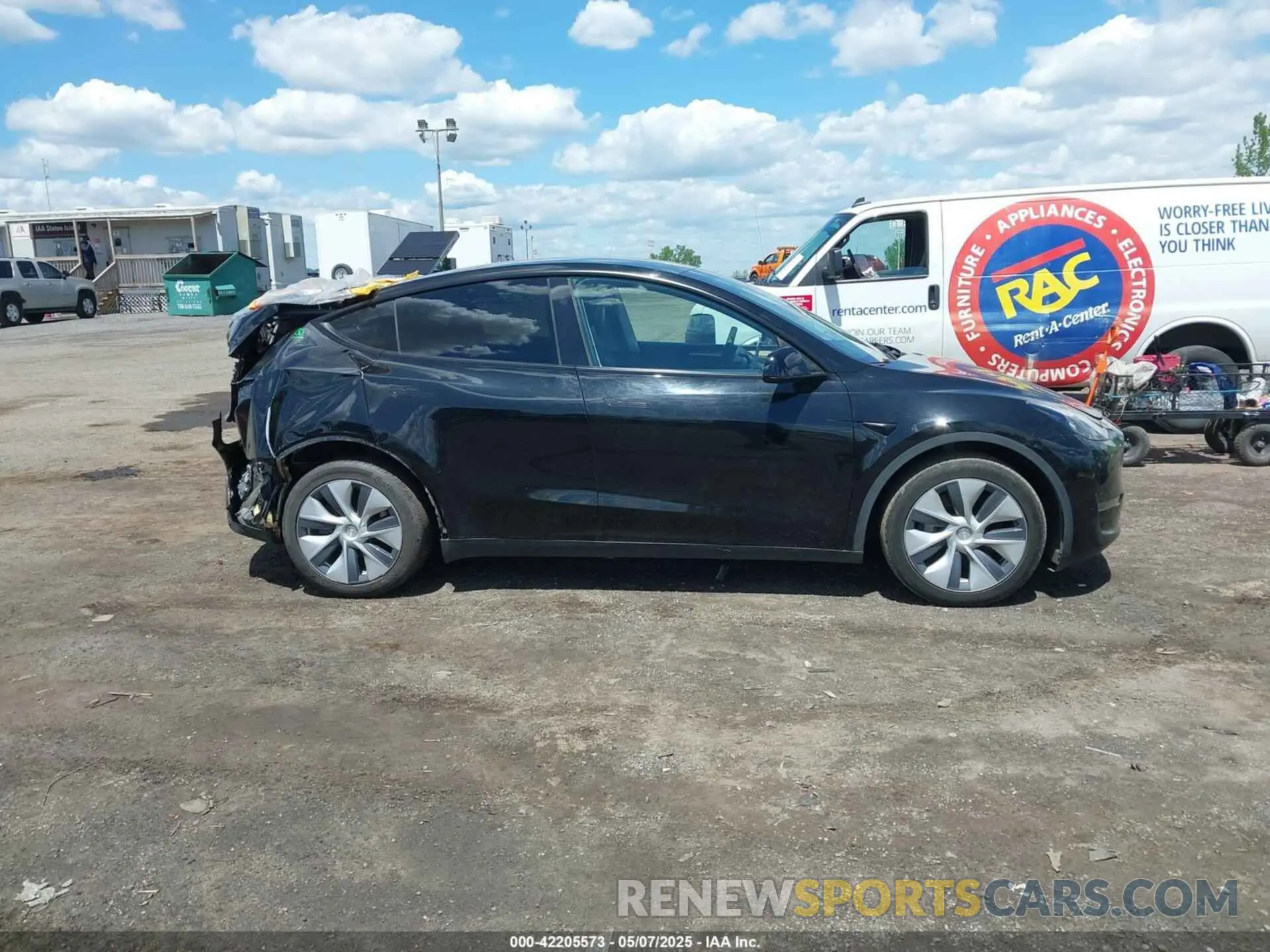 13 Photograph of a damaged car 7SAYGDEE0PA183891 TESLA MODEL Y 2023