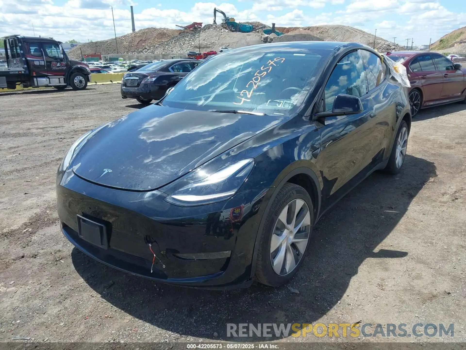 2 Photograph of a damaged car 7SAYGDEE0PA183891 TESLA MODEL Y 2023