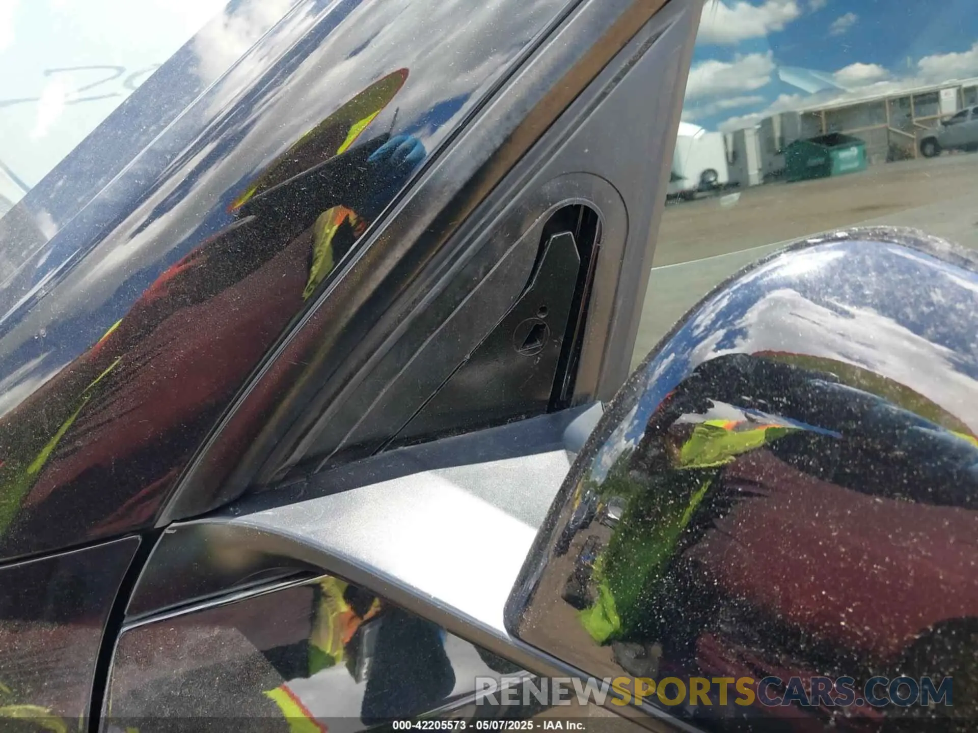 23 Photograph of a damaged car 7SAYGDEE0PA183891 TESLA MODEL Y 2023