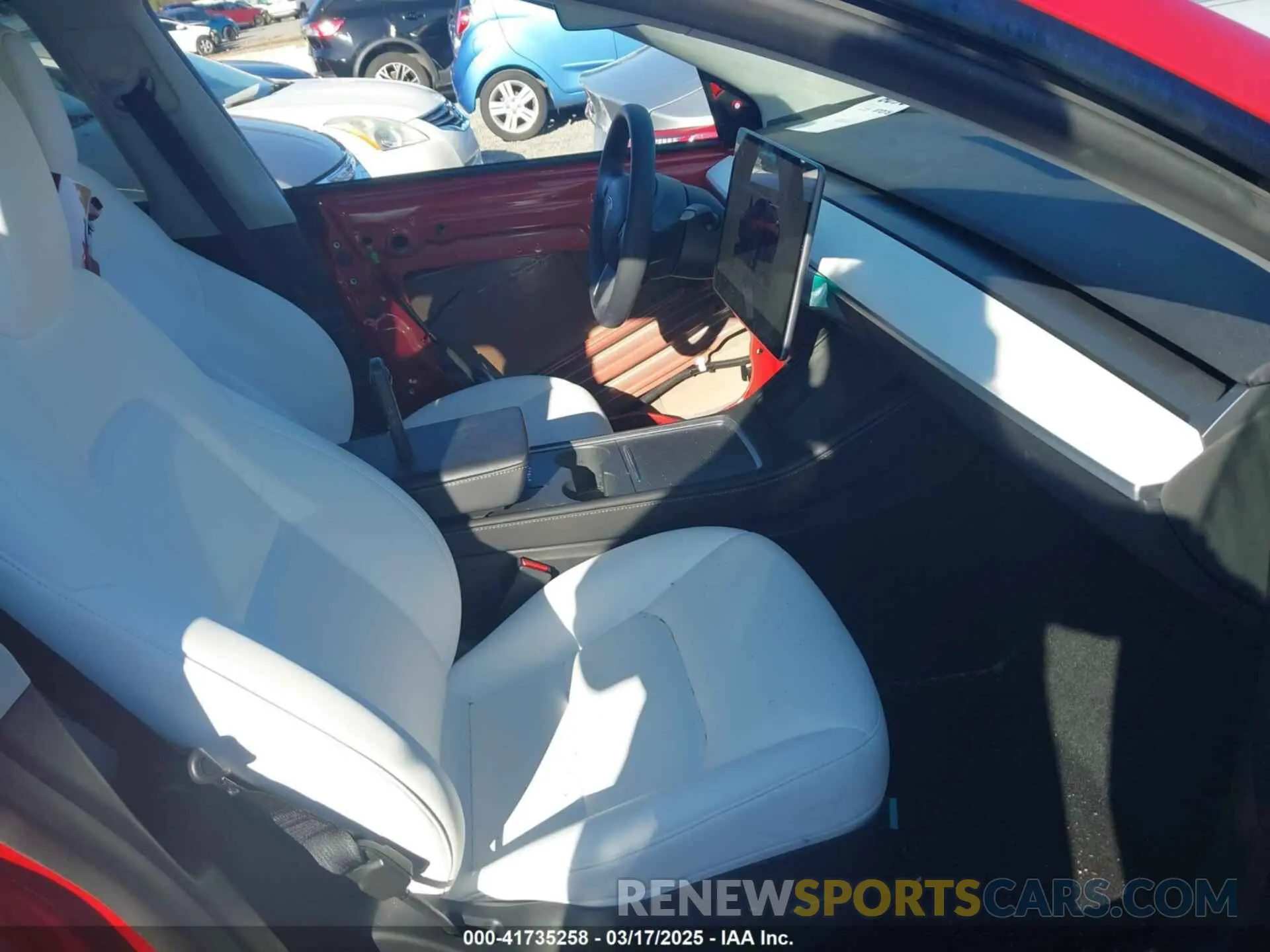 5 Photograph of a damaged car 7SAYGDEE0PA202150 TESLA MODEL Y 2023