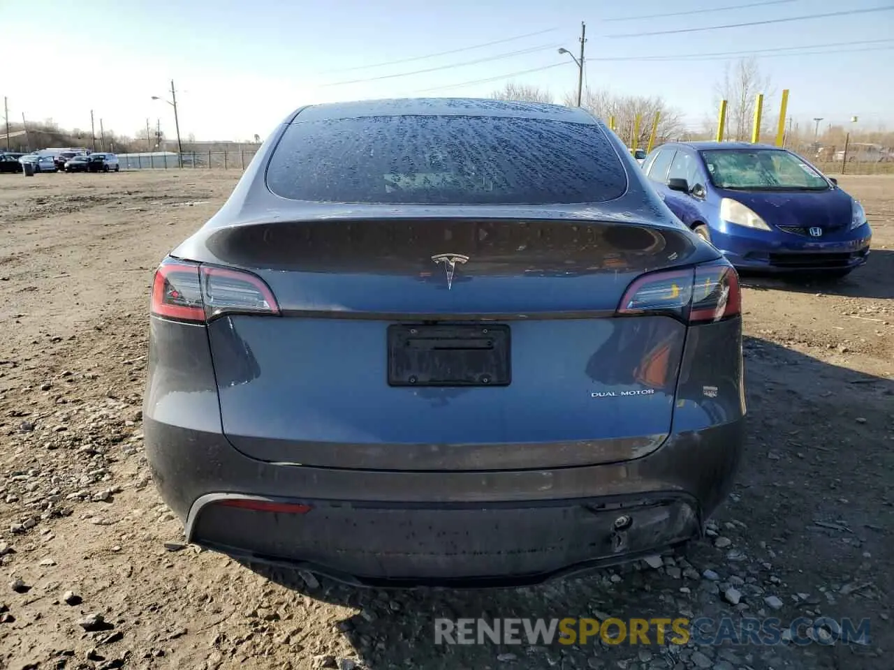 6 Photograph of a damaged car 7SAYGDEE0PA206005 TESLA MODEL Y 2023