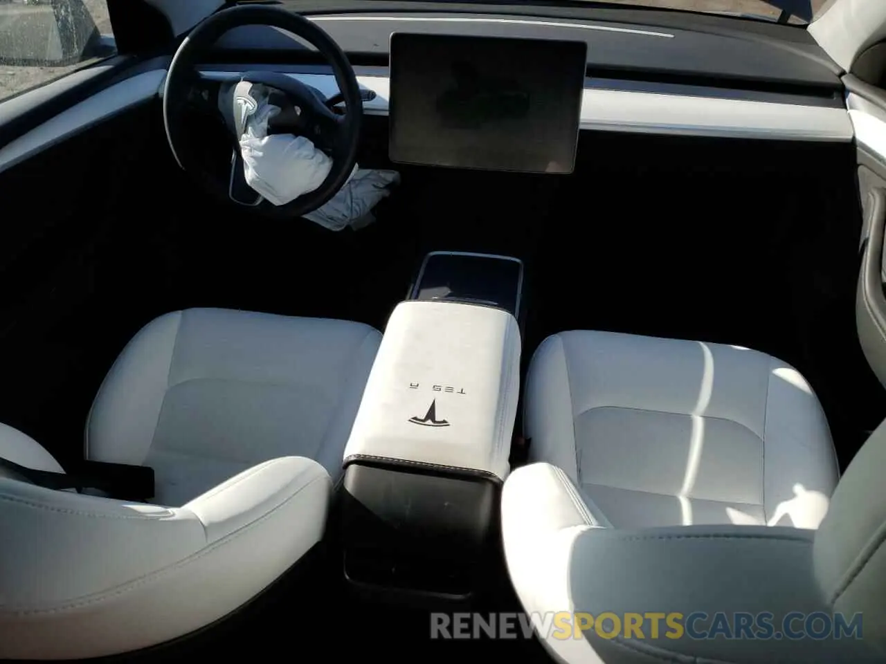 8 Photograph of a damaged car 7SAYGDEE0PA206005 TESLA MODEL Y 2023