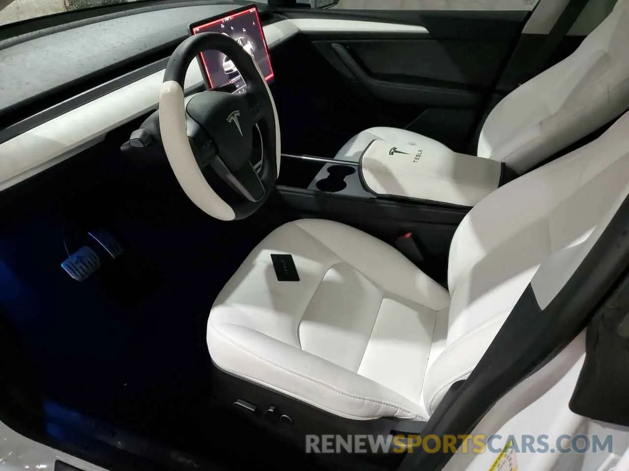 7 Photograph of a damaged car 7SAYGDEE0PF615382 TESLA MODEL Y 2023