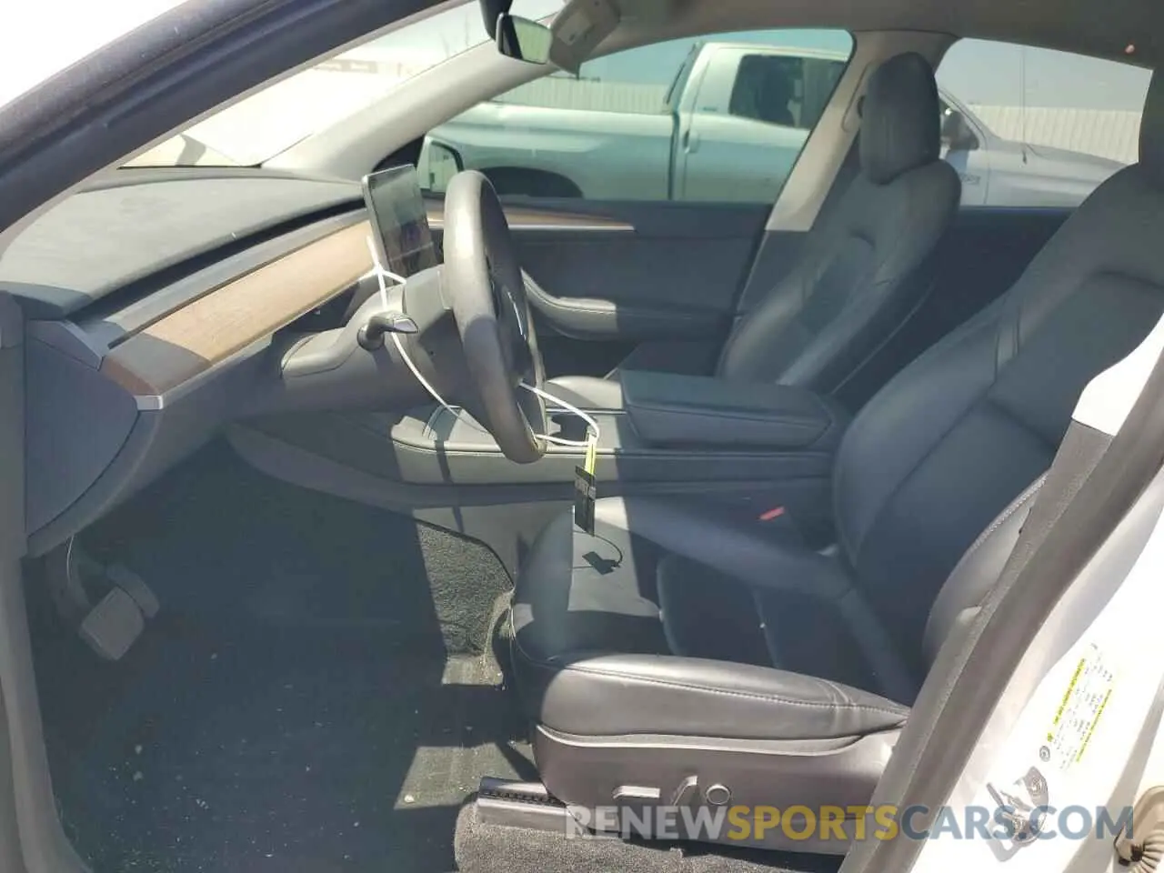 7 Photograph of a damaged car 7SAYGDEE0PF634367 TESLA MODEL Y 2023
