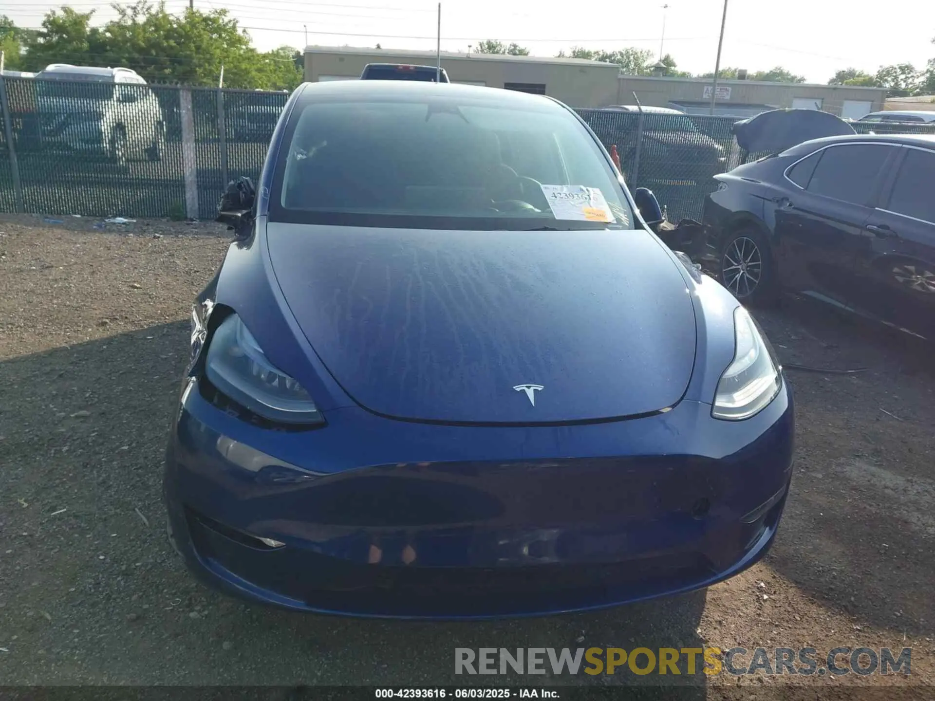13 Photograph of a damaged car 7SAYGDEE0PF671726 TESLA MODEL Y 2023