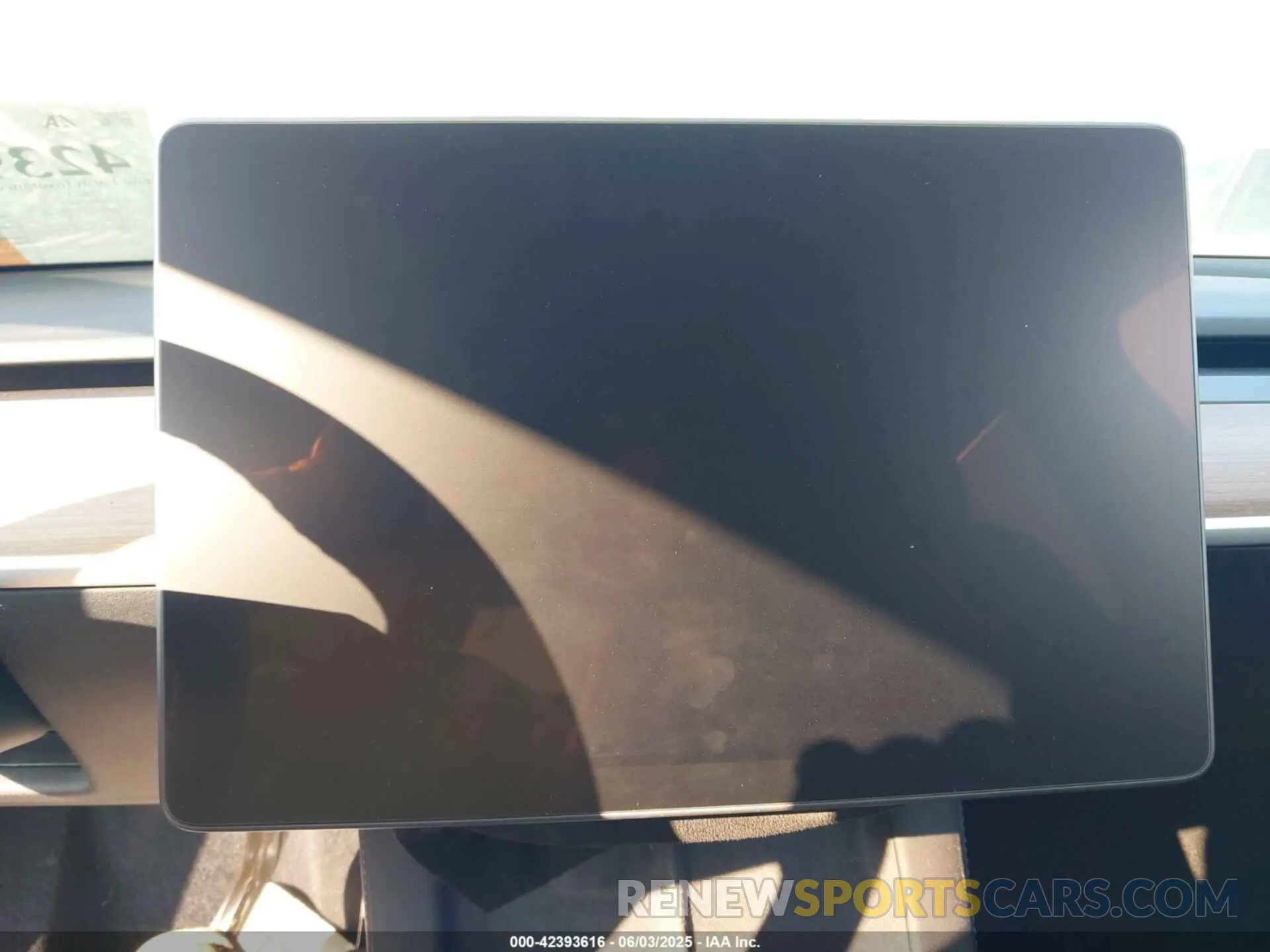 16 Photograph of a damaged car 7SAYGDEE0PF671726 TESLA MODEL Y 2023