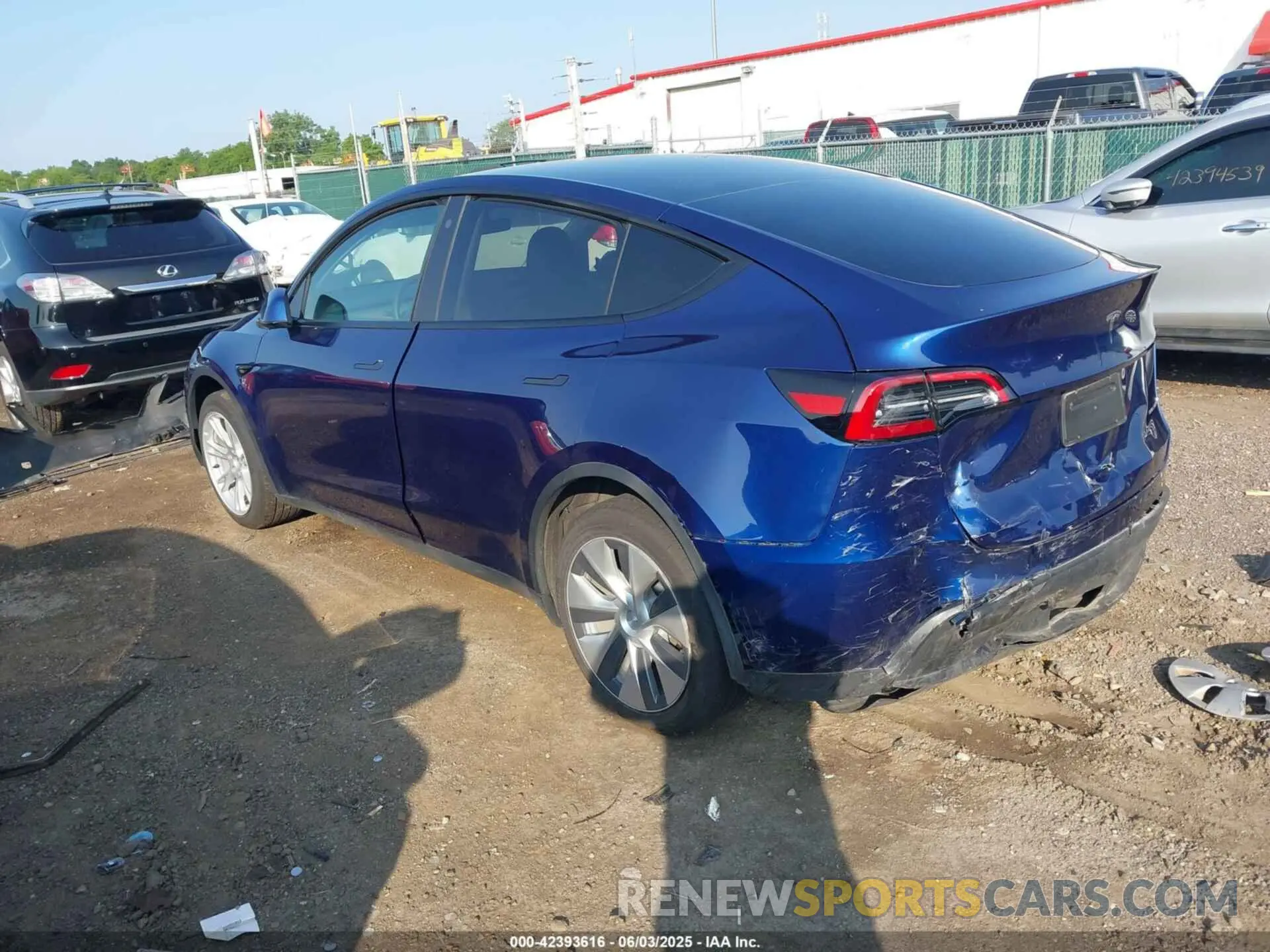 3 Photograph of a damaged car 7SAYGDEE0PF671726 TESLA MODEL Y 2023