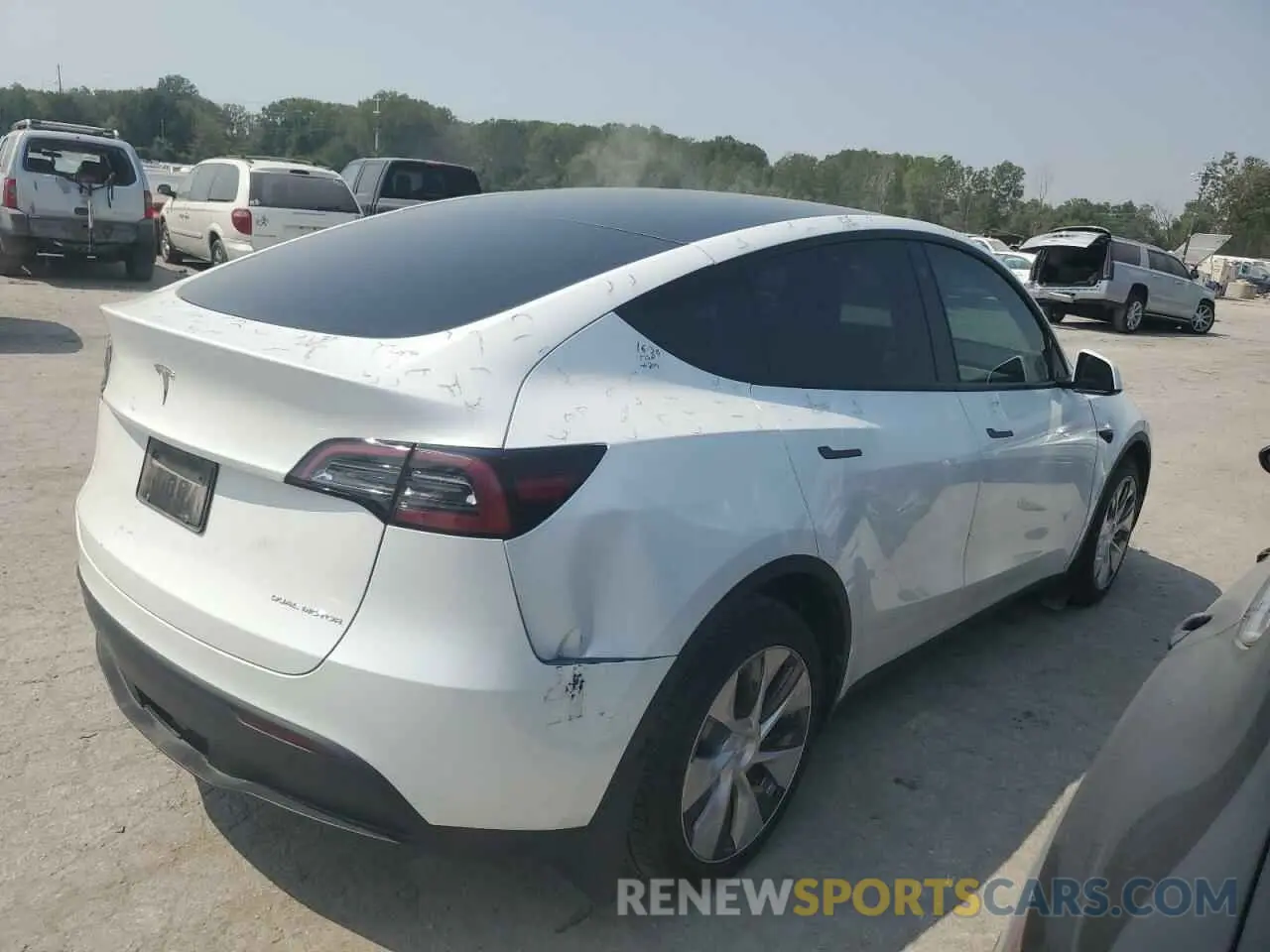 3 Photograph of a damaged car 7SAYGDEE0PF673590 TESLA MODEL Y 2023