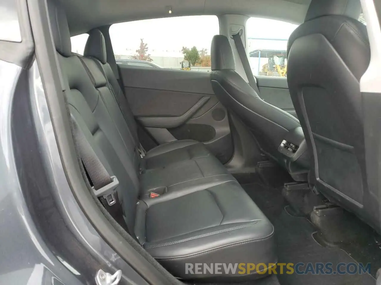 11 Photograph of a damaged car 7SAYGDEE0PF695329 TESLA MODEL Y 2023