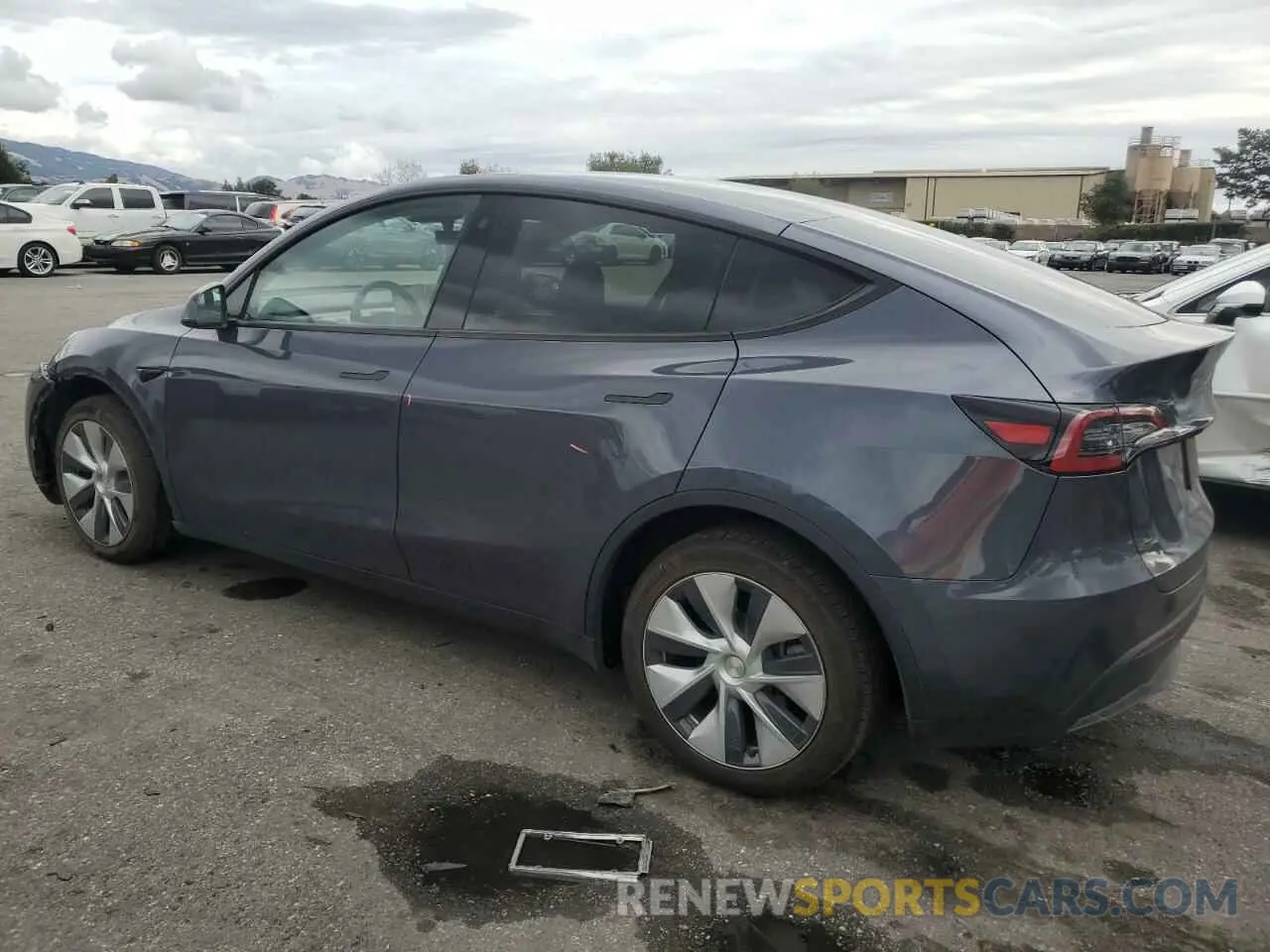 2 Photograph of a damaged car 7SAYGDEE0PF695329 TESLA MODEL Y 2023