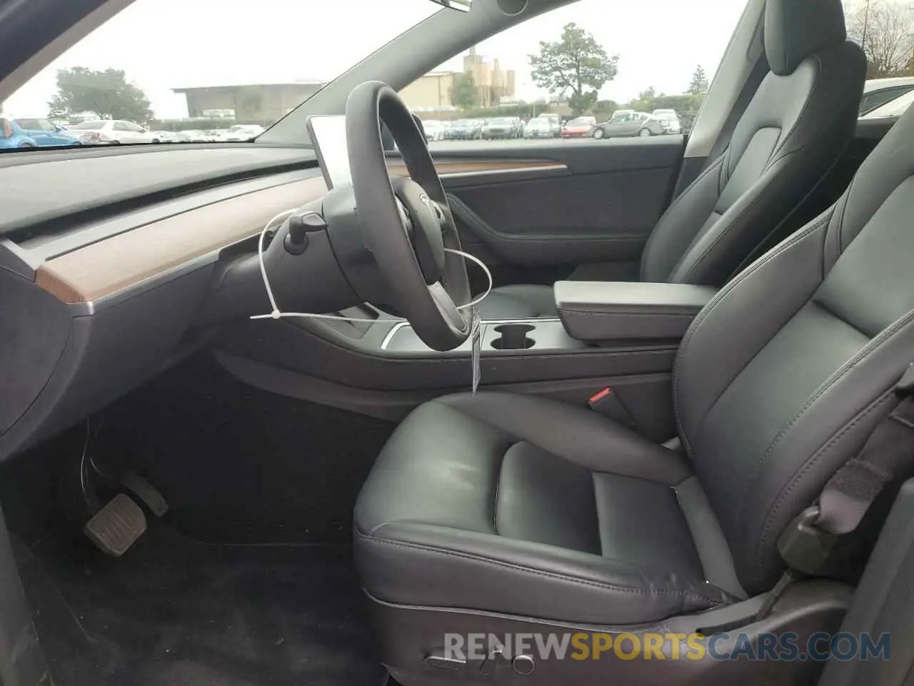 7 Photograph of a damaged car 7SAYGDEE0PF695329 TESLA MODEL Y 2023
