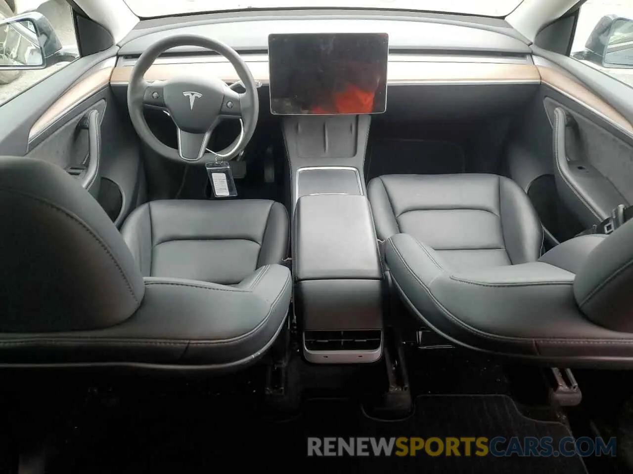 8 Photograph of a damaged car 7SAYGDEE0PF695329 TESLA MODEL Y 2023