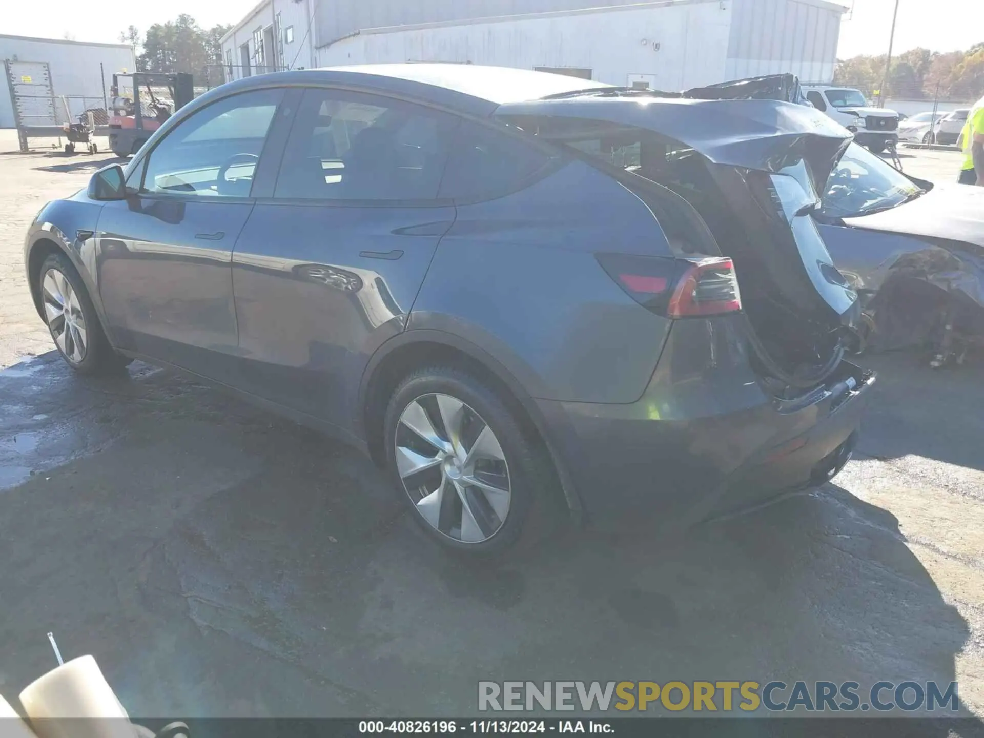 3 Photograph of a damaged car 7SAYGDEE0PF708452 TESLA MODEL Y 2023