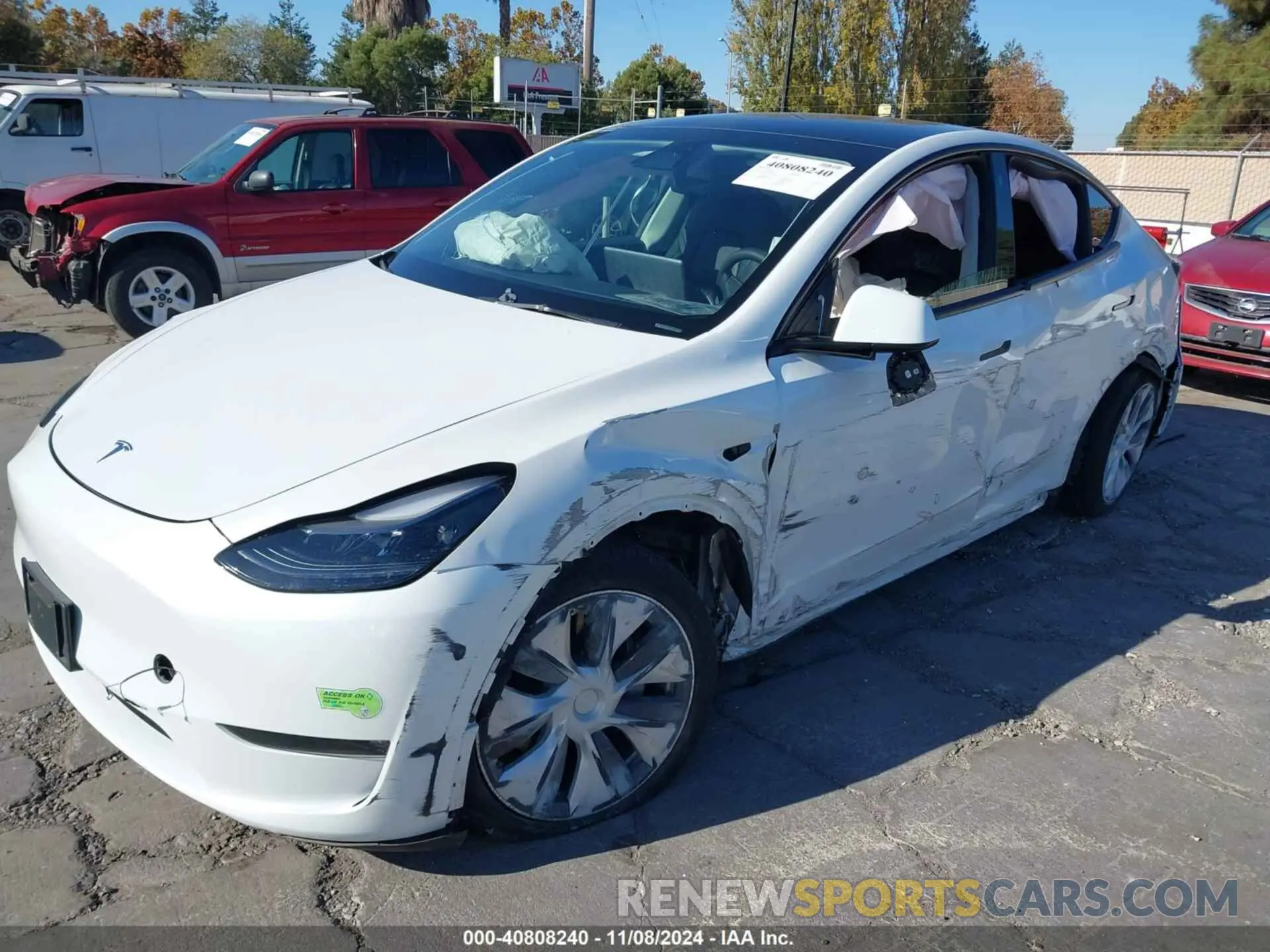 2 Photograph of a damaged car 7SAYGDEE0PF746909 TESLA MODEL Y 2023