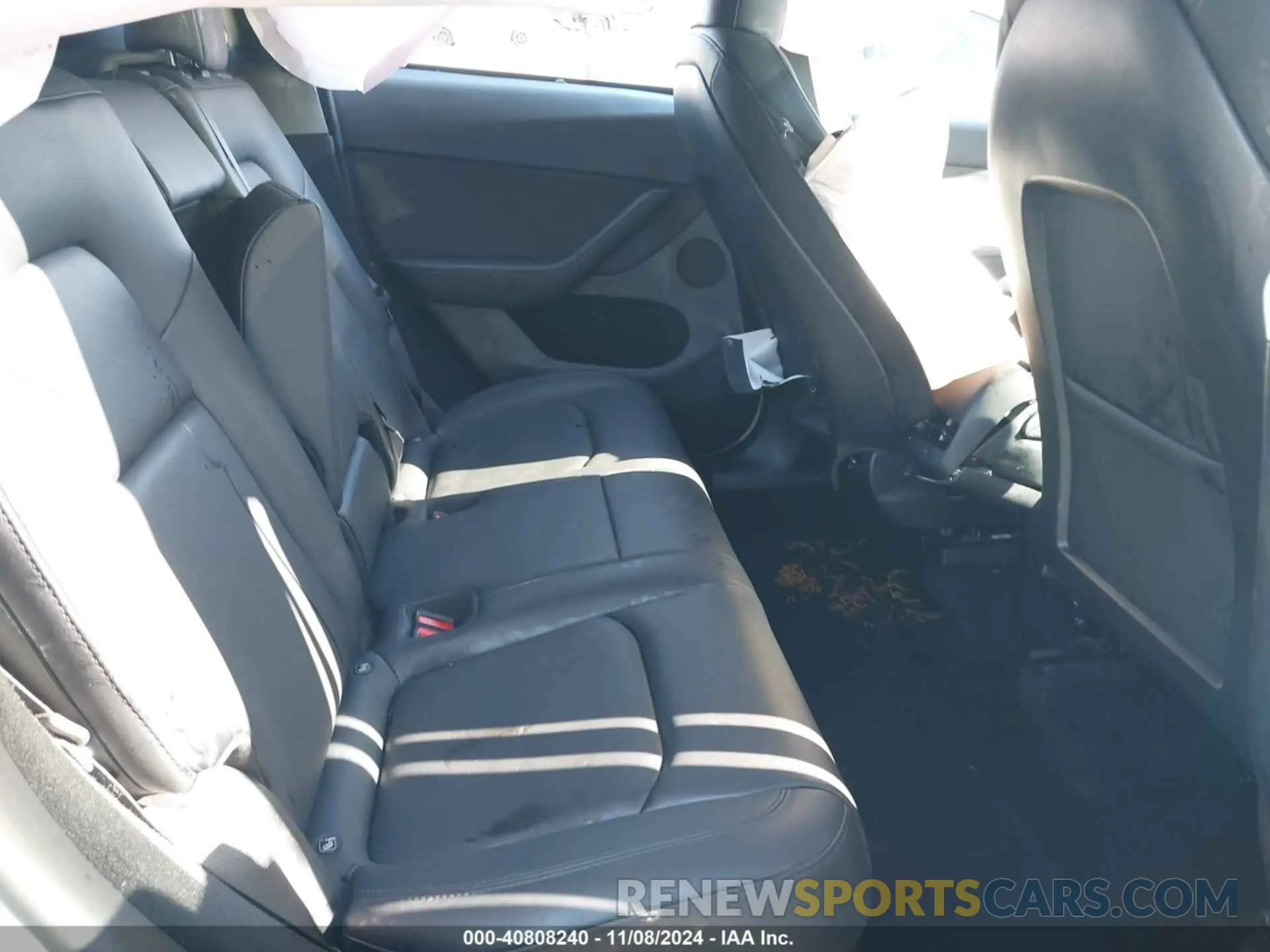8 Photograph of a damaged car 7SAYGDEE0PF746909 TESLA MODEL Y 2023