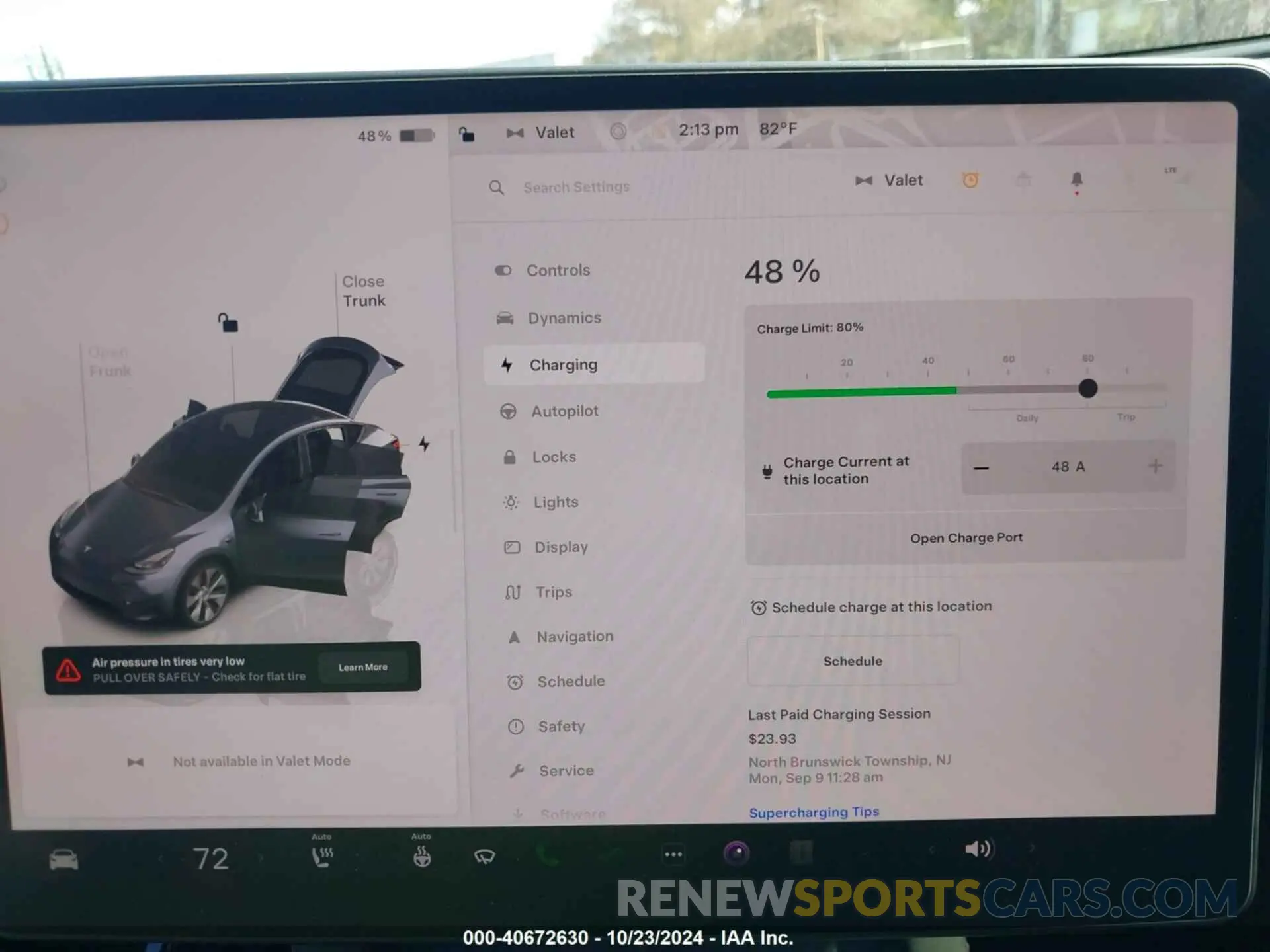 17 Photograph of a damaged car 7SAYGDEE0PF756369 TESLA MODEL Y 2023