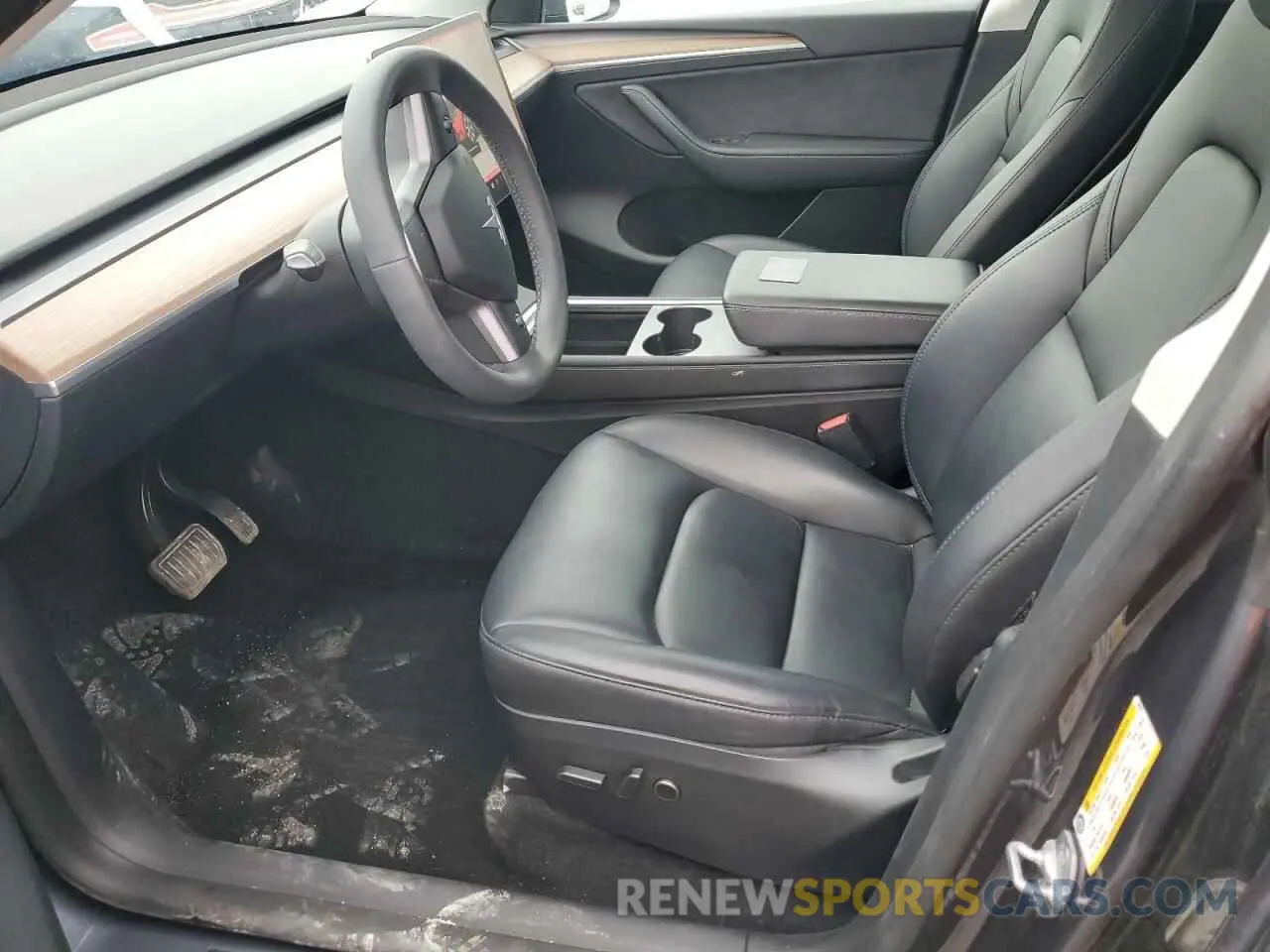 7 Photograph of a damaged car 7SAYGDEE0PF769722 TESLA MODEL Y 2023