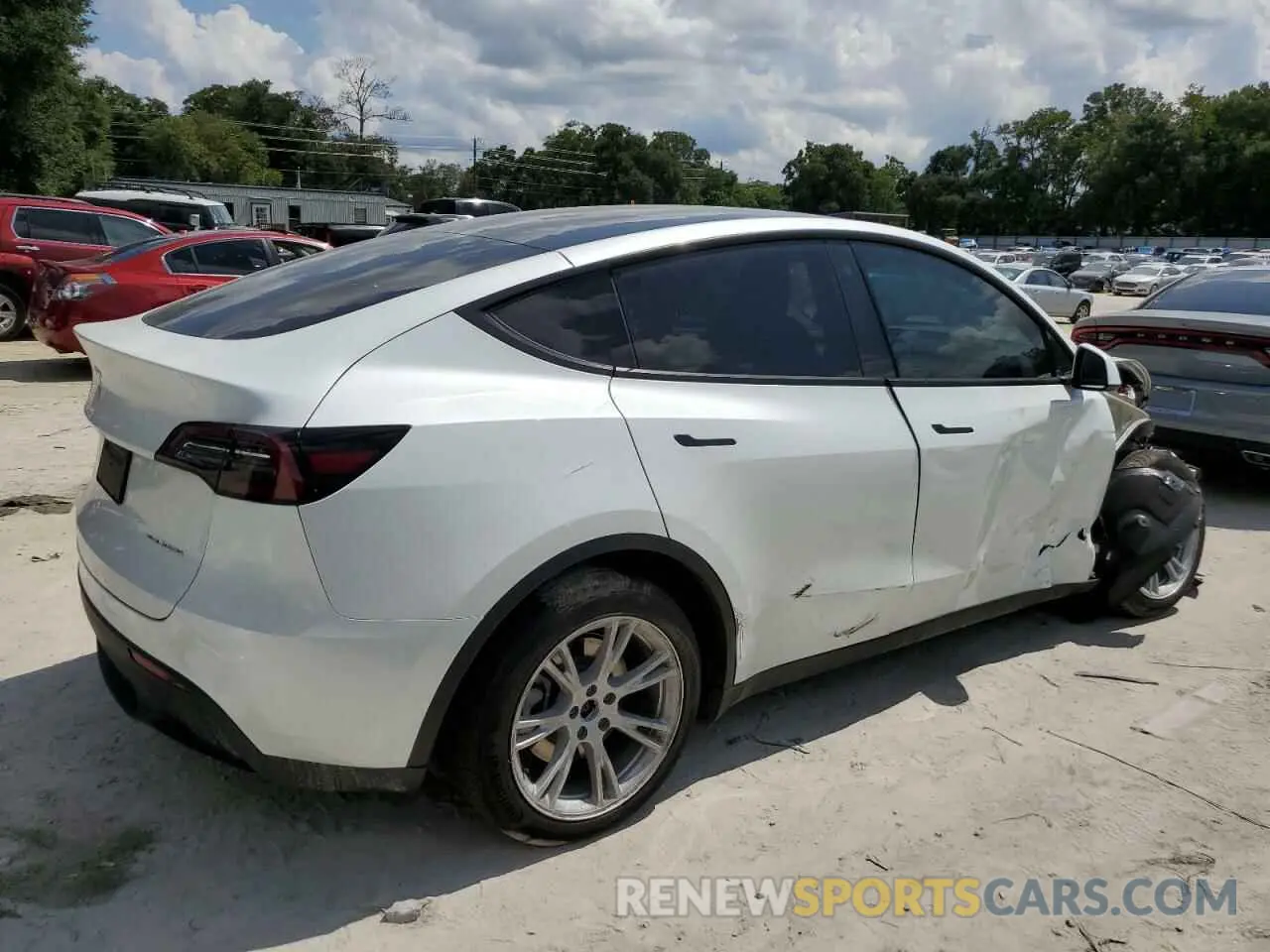 3 Photograph of a damaged car 7SAYGDEE0PF782177 TESLA MODEL Y 2023
