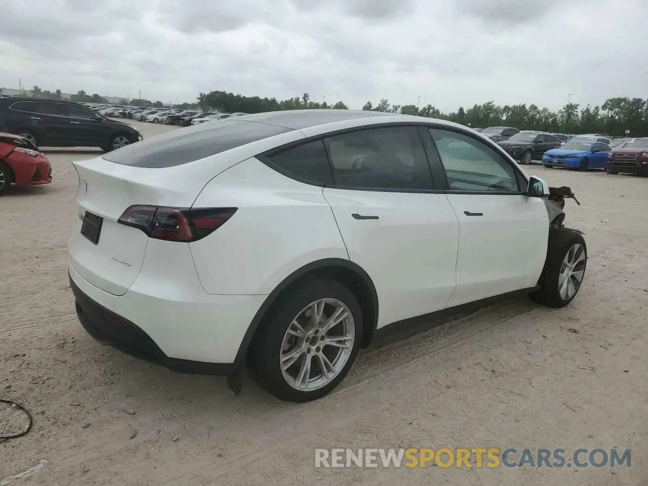 3 Photograph of a damaged car 7SAYGDEE0PF802511 TESLA MODEL Y 2023