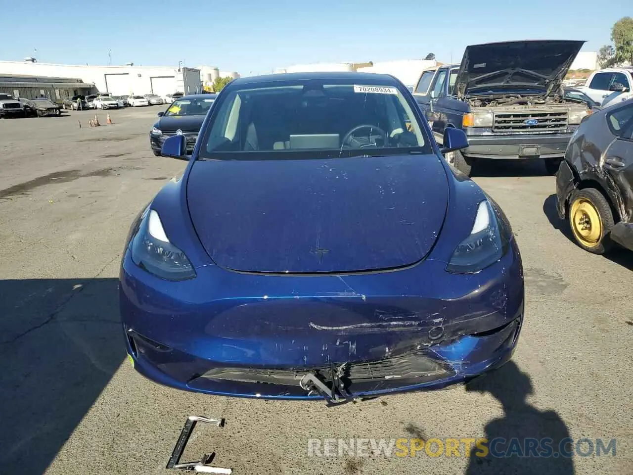 5 Photograph of a damaged car 7SAYGDEE0PF812102 TESLA MODEL Y 2023