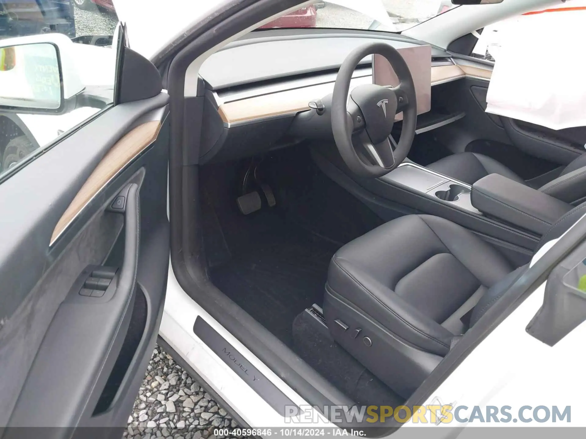 5 Photograph of a damaged car 7SAYGDEE0PF814691 TESLA MODEL Y 2023