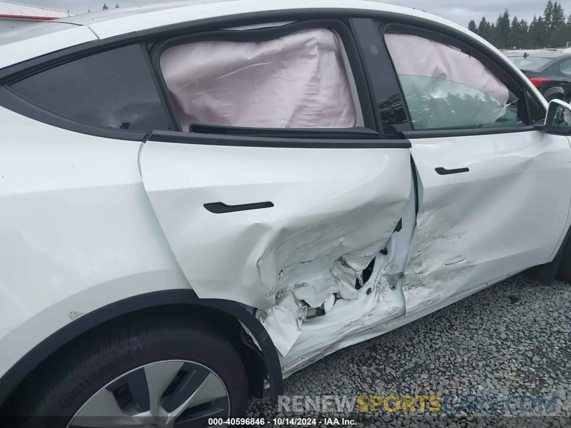 6 Photograph of a damaged car 7SAYGDEE0PF814691 TESLA MODEL Y 2023