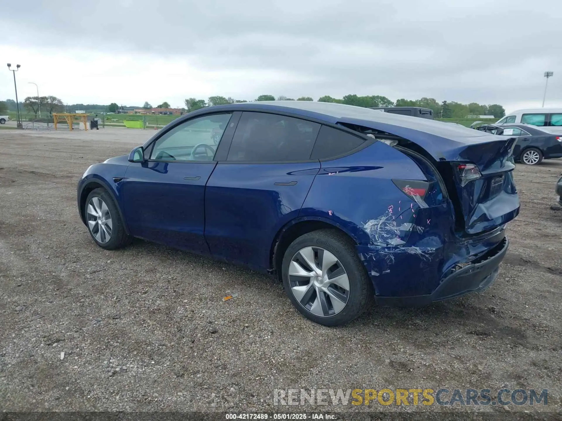 3 Photograph of a damaged car 7SAYGDEE0PF840787 TESLA MODEL Y 2023