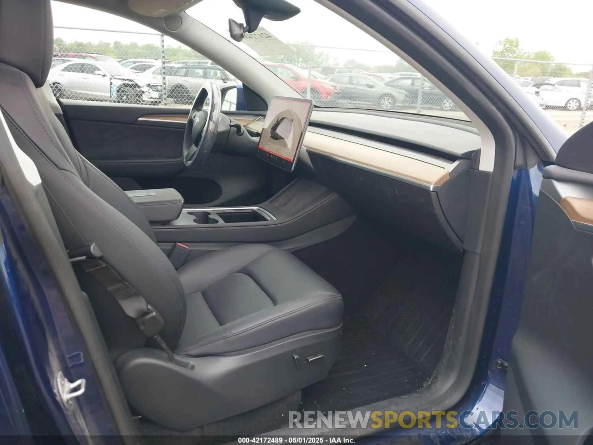 5 Photograph of a damaged car 7SAYGDEE0PF840787 TESLA MODEL Y 2023