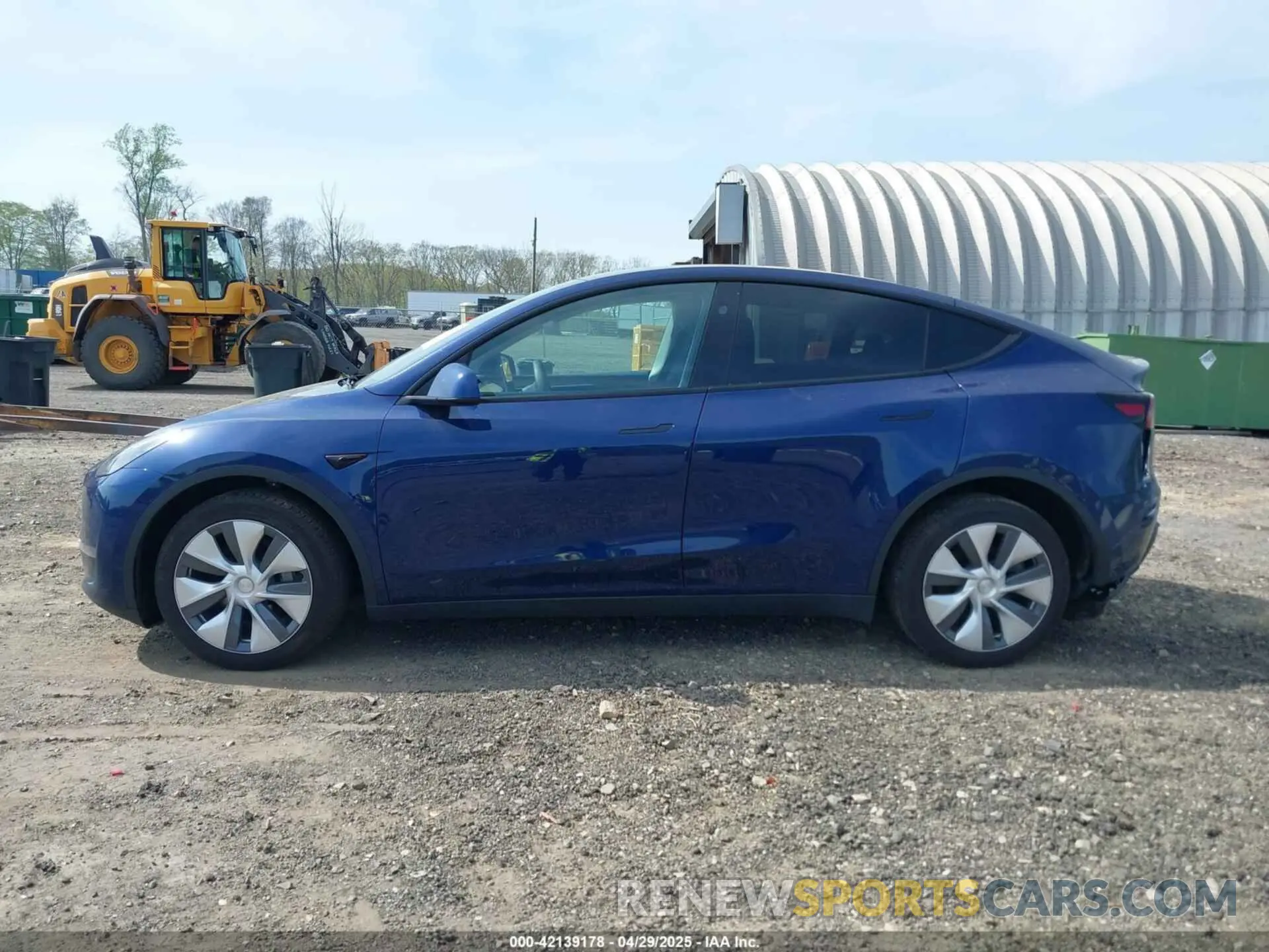 14 Photograph of a damaged car 7SAYGDEE0PF850980 TESLA MODEL Y 2023