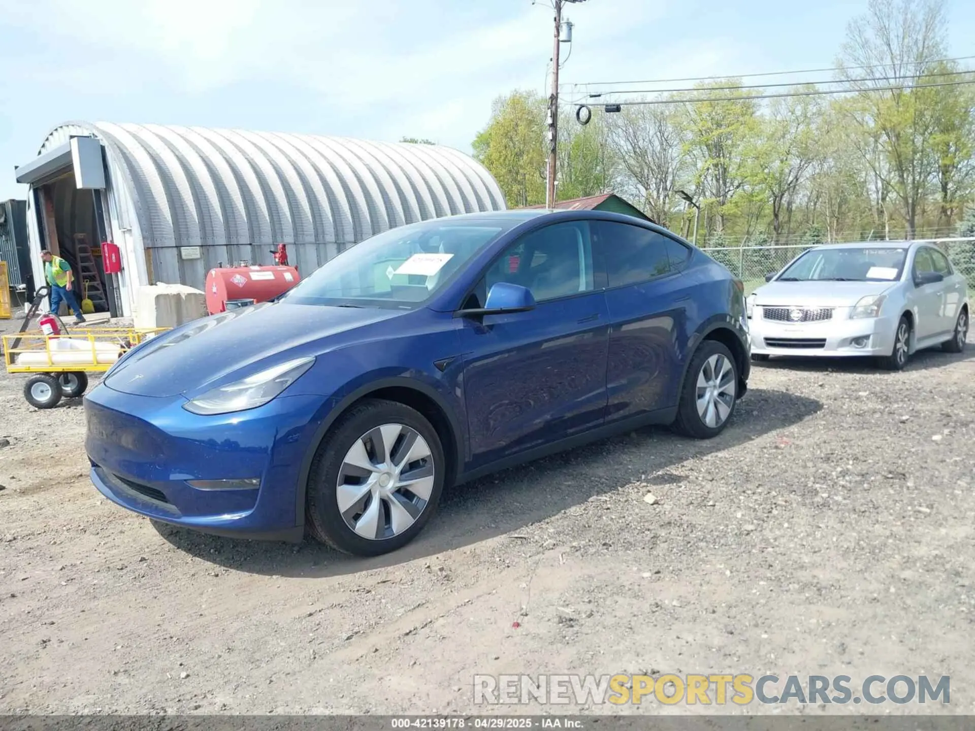 2 Photograph of a damaged car 7SAYGDEE0PF850980 TESLA MODEL Y 2023
