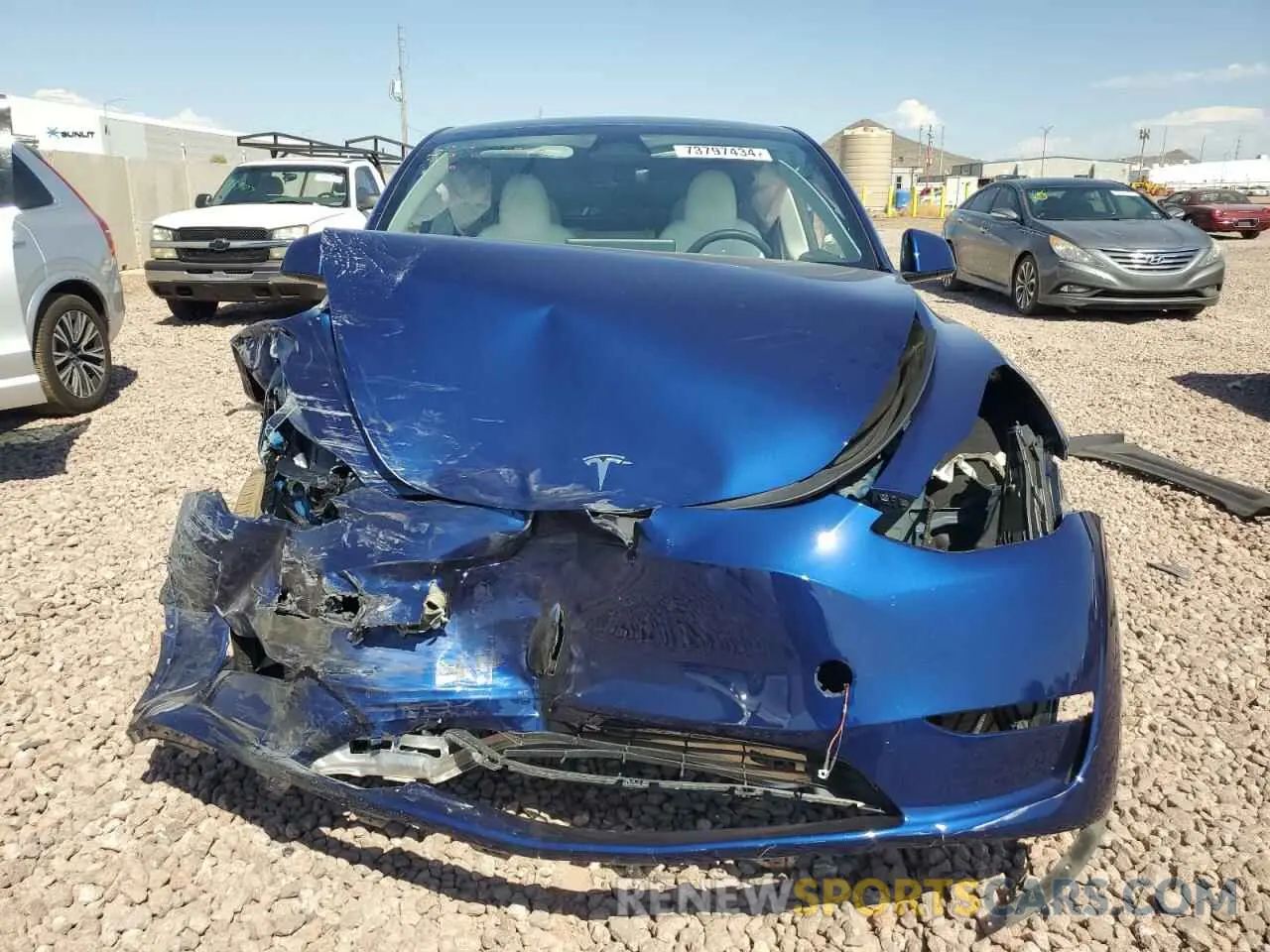 5 Photograph of a damaged car 7SAYGDEE0PF851028 TESLA MODEL Y 2023