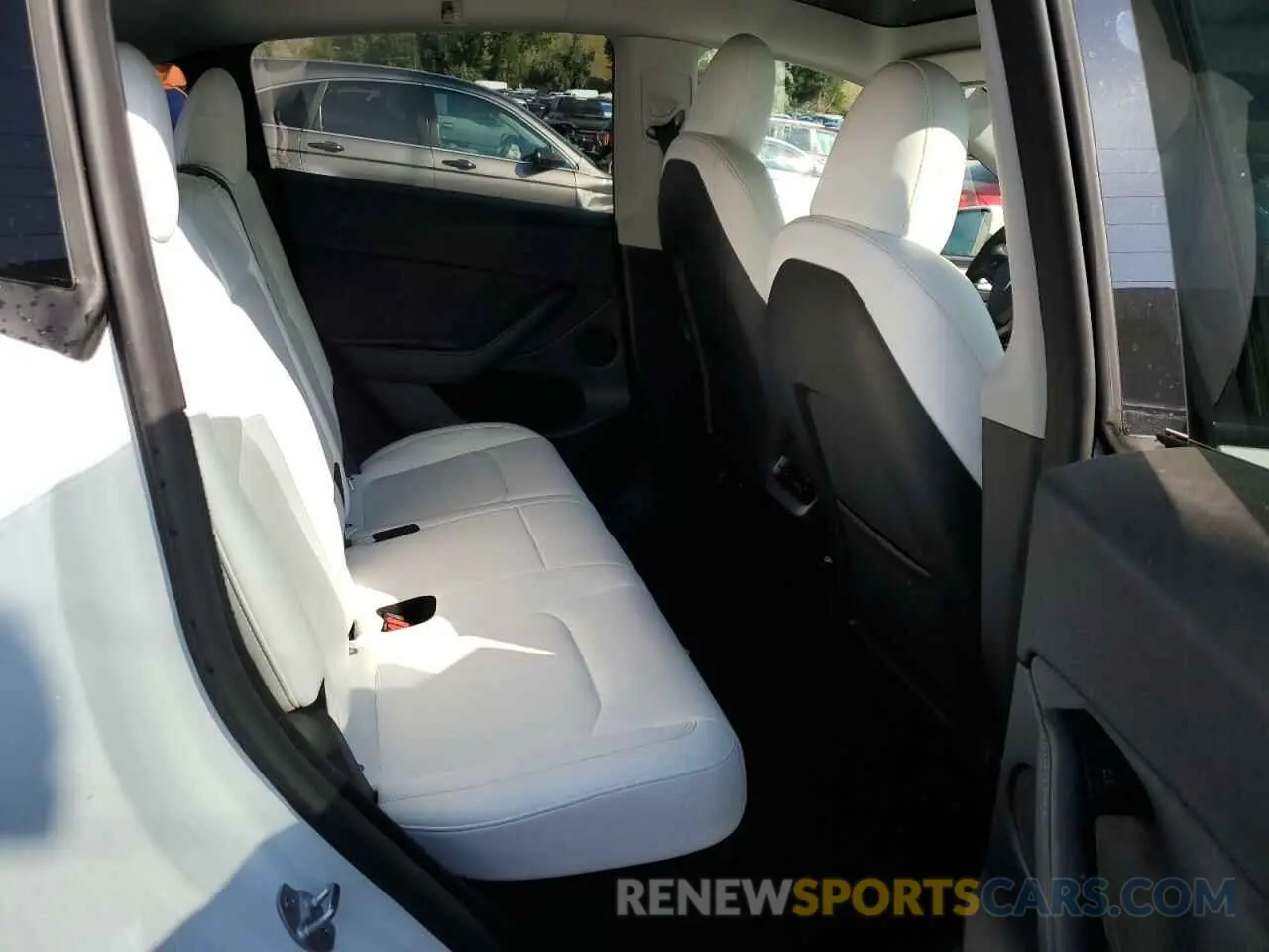11 Photograph of a damaged car 7SAYGDEE0PF853040 TESLA MODEL Y 2023