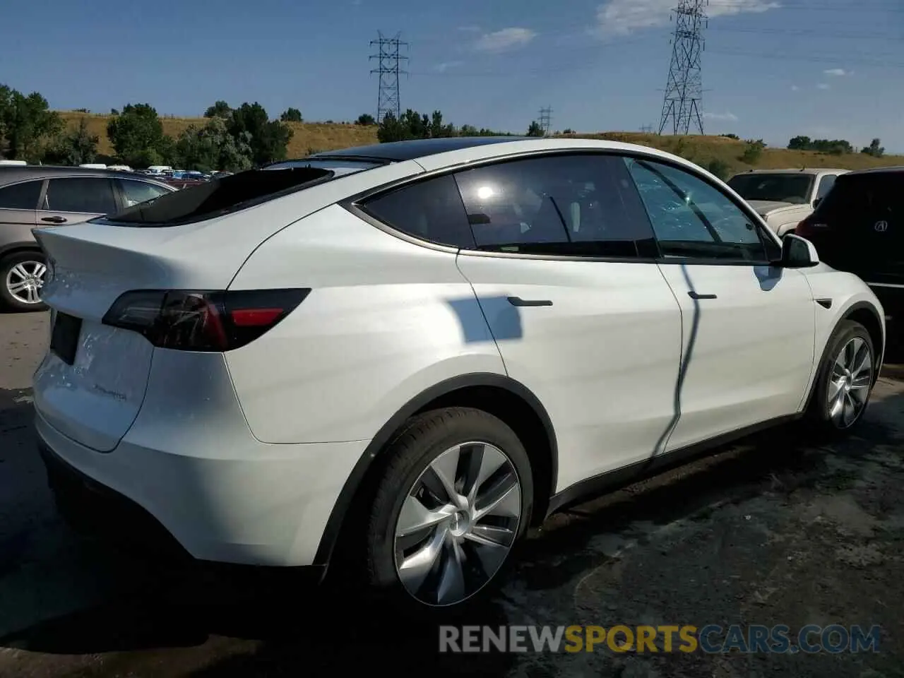 3 Photograph of a damaged car 7SAYGDEE0PF853040 TESLA MODEL Y 2023