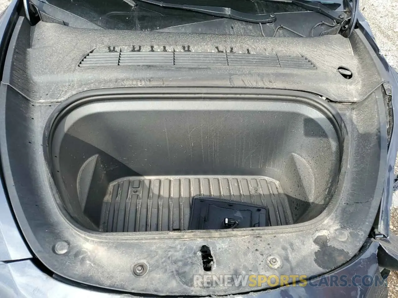 11 Photograph of a damaged car 7SAYGDEE0PF861882 TESLA MODEL Y 2023