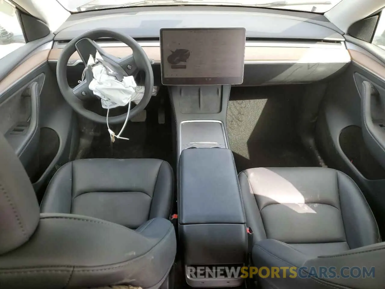 8 Photograph of a damaged car 7SAYGDEE0PF861882 TESLA MODEL Y 2023