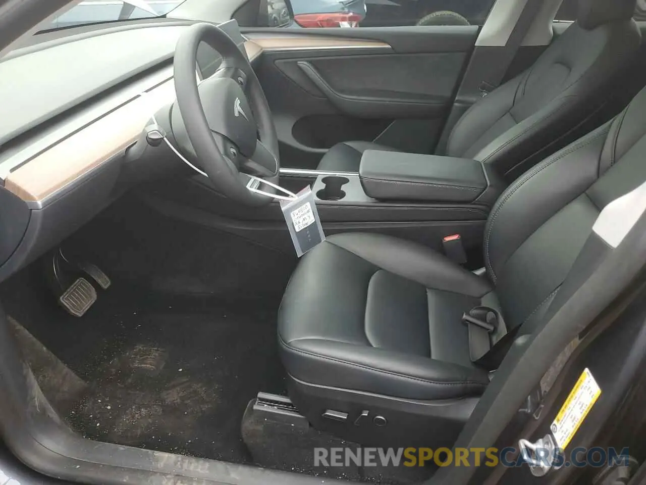 7 Photograph of a damaged car 7SAYGDEE0PF864510 TESLA MODEL Y 2023
