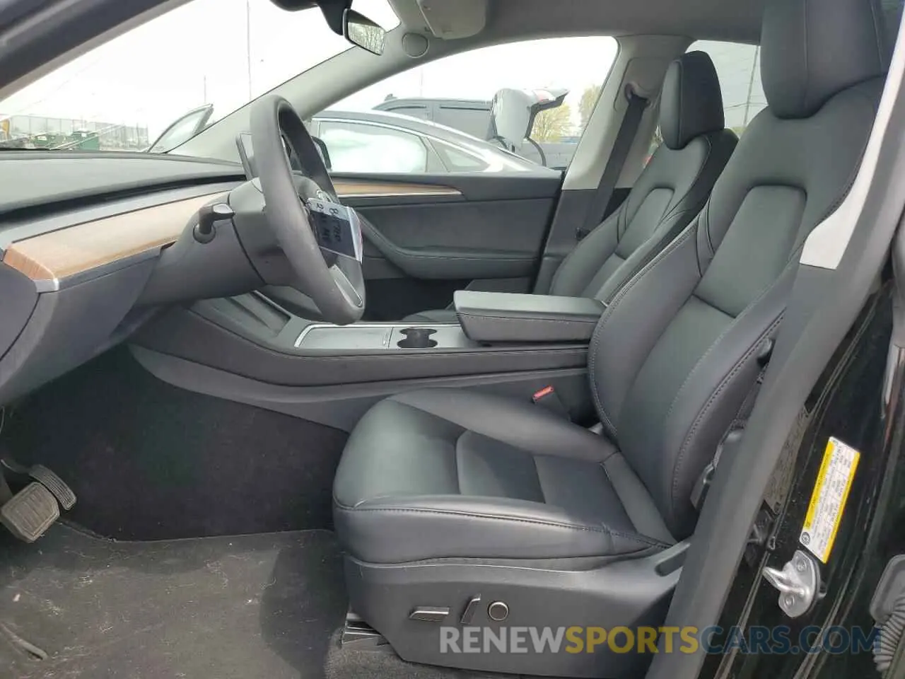 7 Photograph of a damaged car 7SAYGDEE0PF869710 TESLA MODEL Y 2023