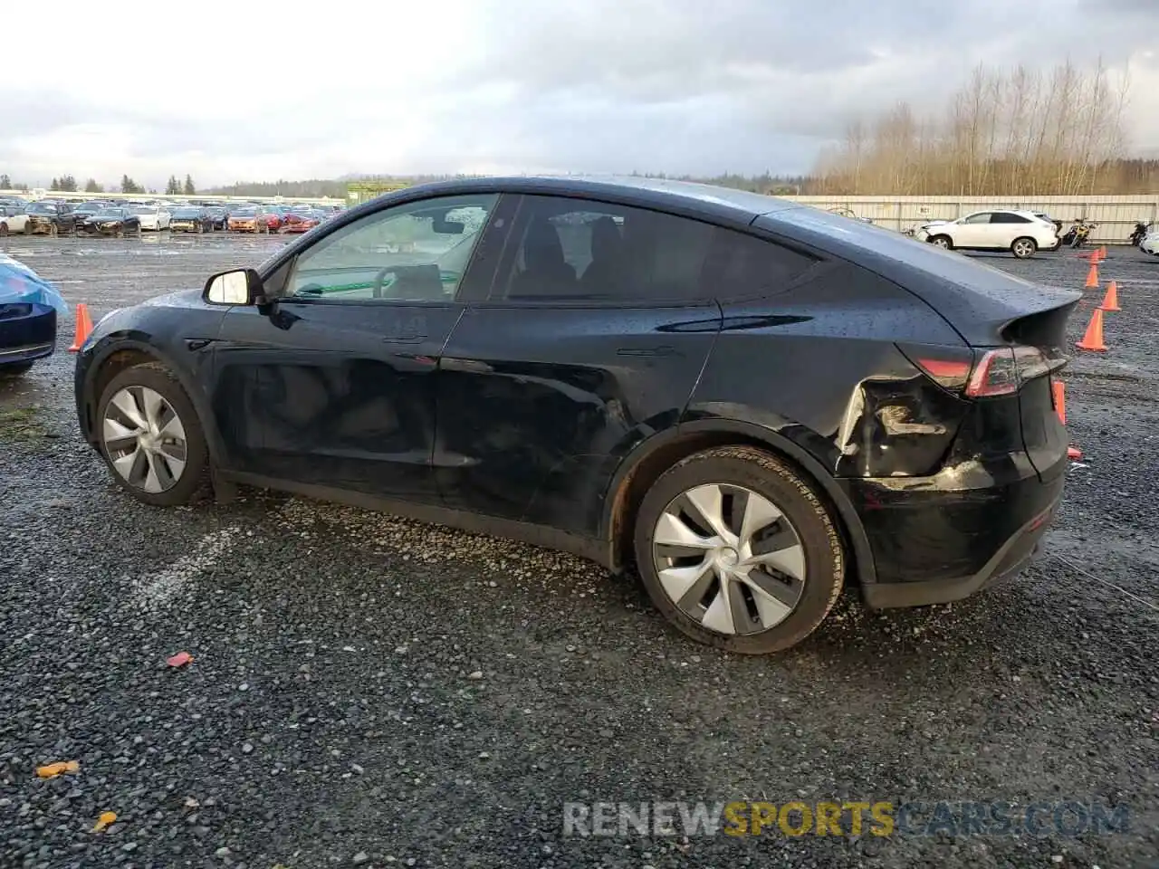 2 Photograph of a damaged car 7SAYGDEE0PF878522 TESLA MODEL Y 2023