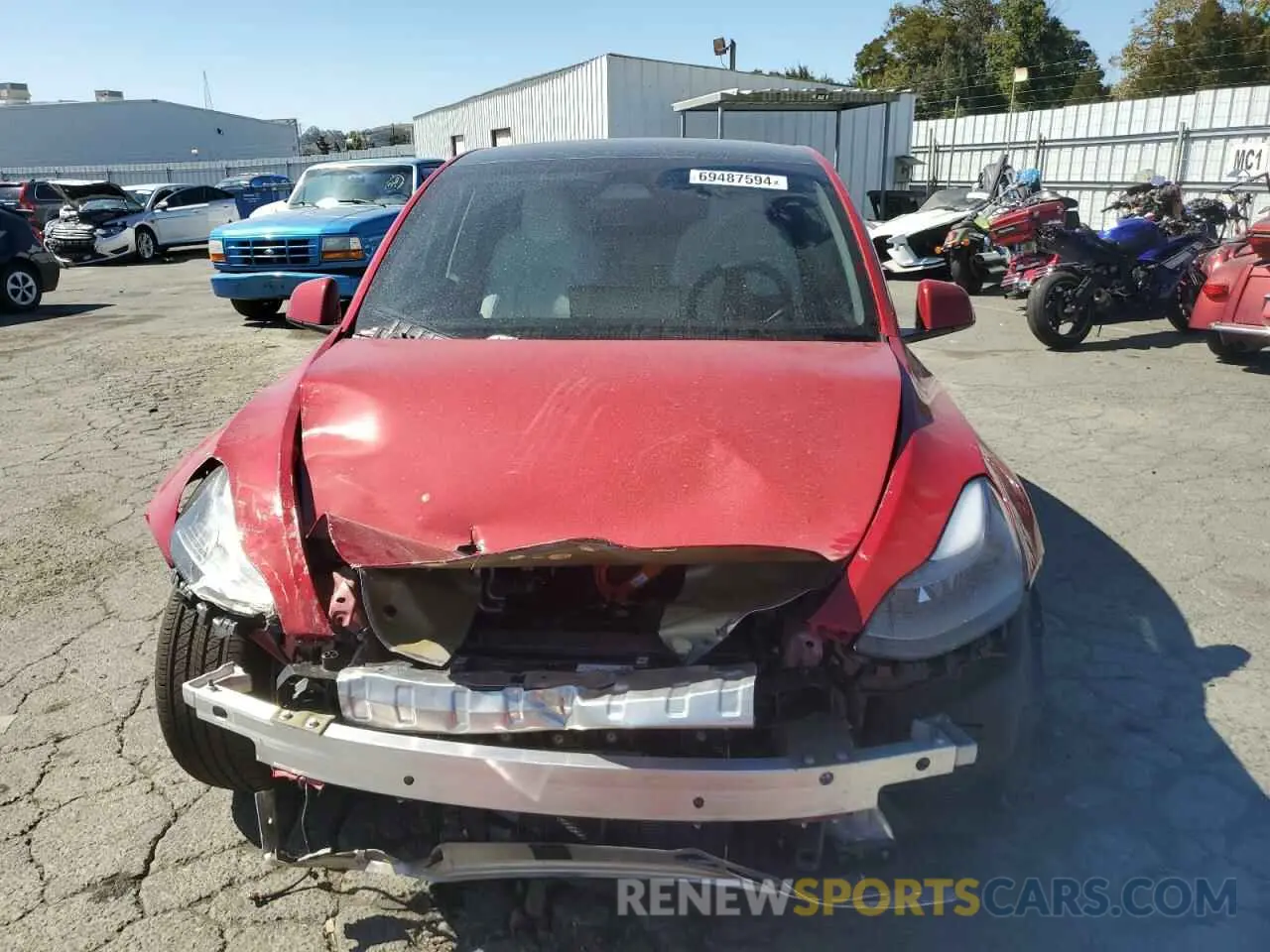 5 Photograph of a damaged car 7SAYGDEE0PF883266 TESLA MODEL Y 2023