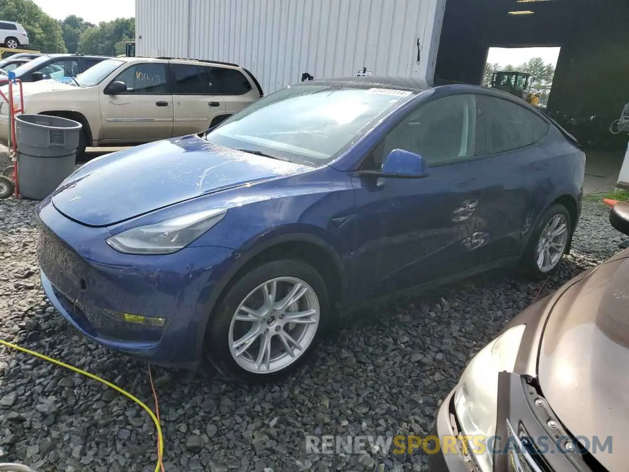 1 Photograph of a damaged car 7SAYGDEE0PF894963 TESLA MODEL Y 2023