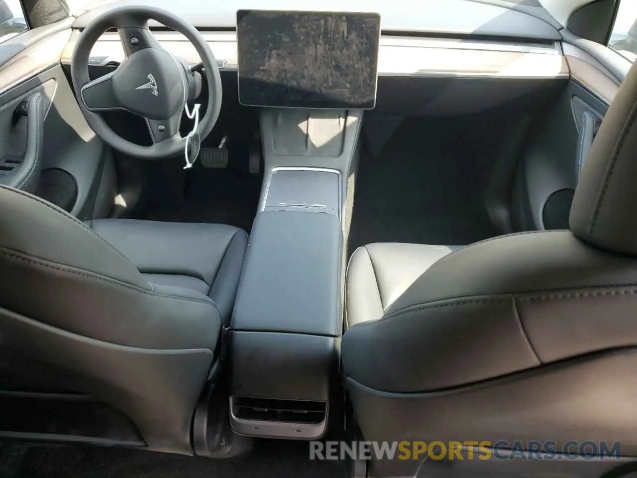 8 Photograph of a damaged car 7SAYGDEE0PF894963 TESLA MODEL Y 2023