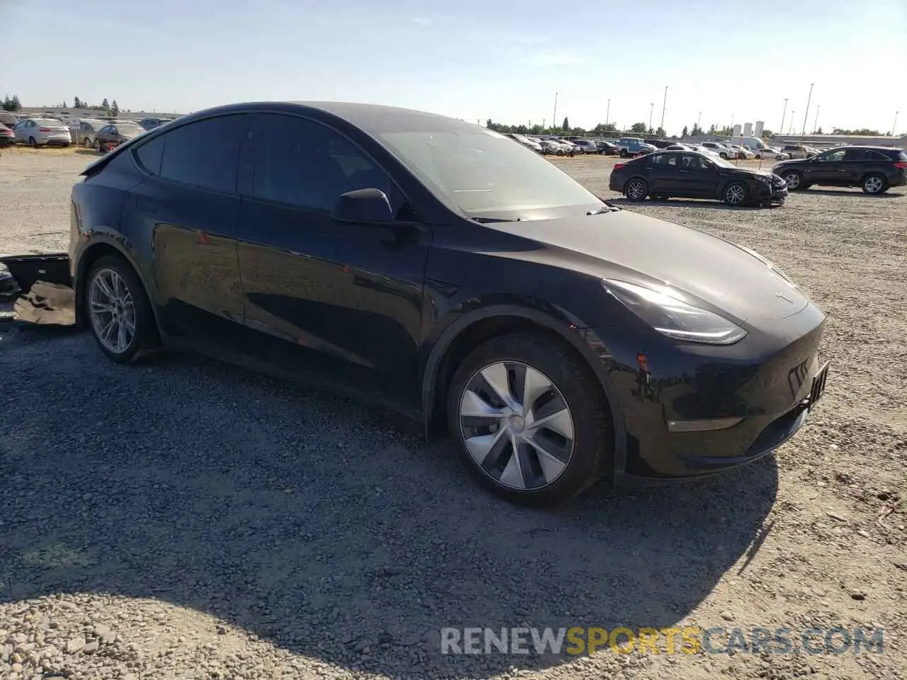 4 Photograph of a damaged car 7SAYGDEE0PF908747 TESLA MODEL Y 2023