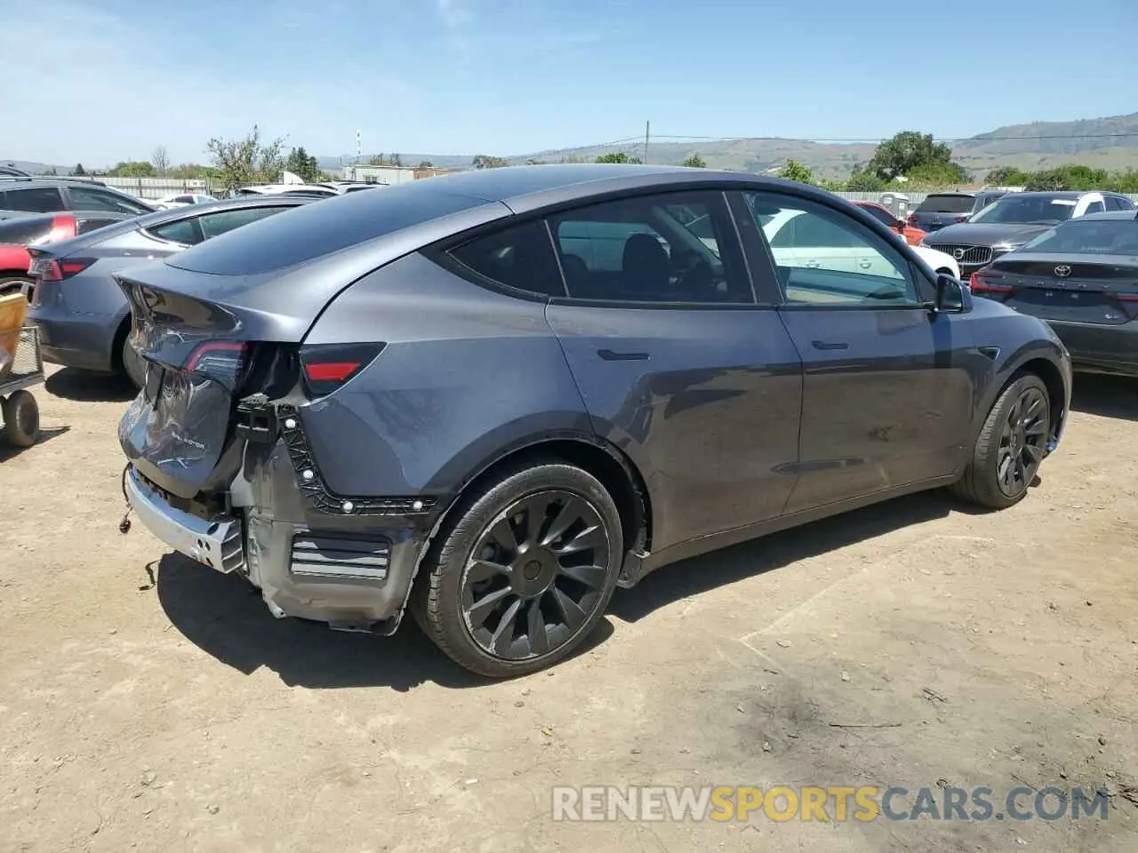 3 Photograph of a damaged car 7SAYGDEE0PF910806 TESLA MODEL Y 2023