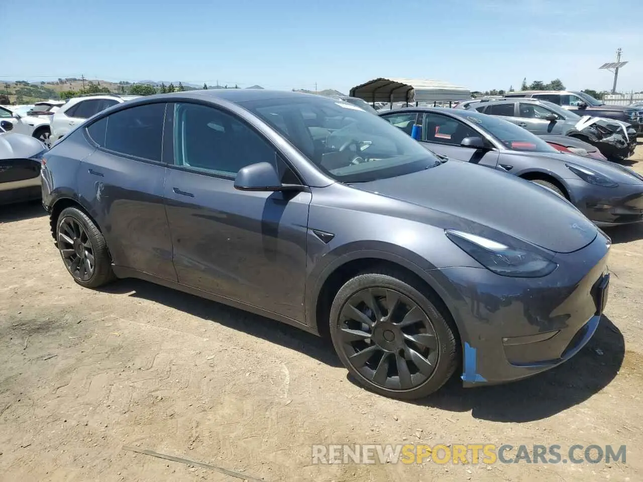 4 Photograph of a damaged car 7SAYGDEE0PF910806 TESLA MODEL Y 2023