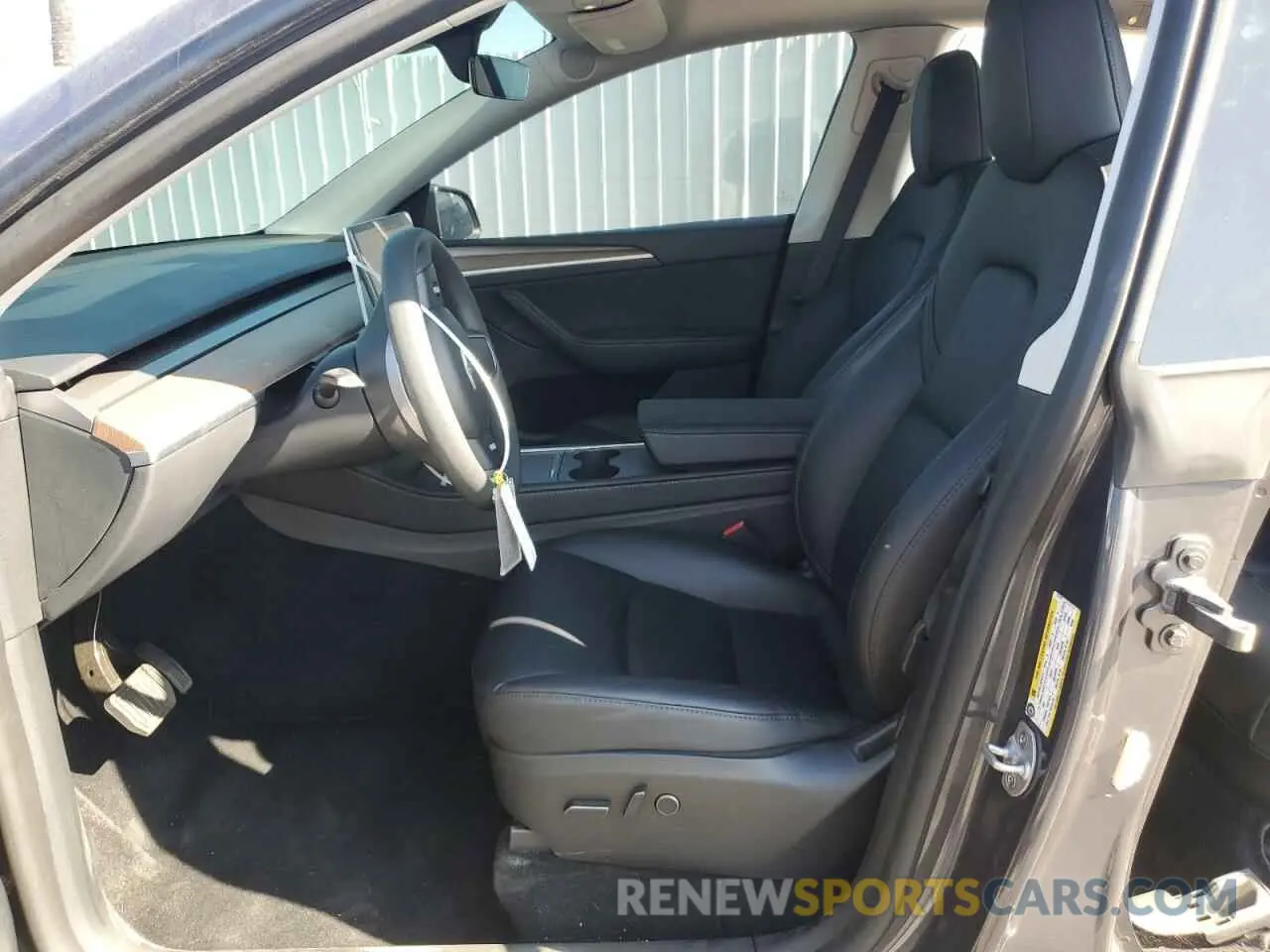 7 Photograph of a damaged car 7SAYGDEE0PF917741 TESLA MODEL Y 2023