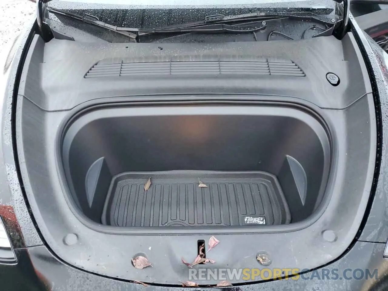 13 Photograph of a damaged car 7SAYGDEE0PF937455 TESLA MODEL Y 2023