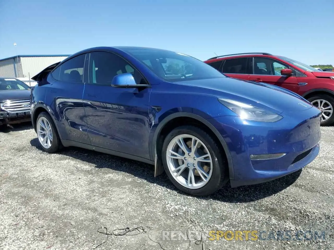 4 Photograph of a damaged car 7SAYGDEE1PA027276 TESLA MODEL Y 2023