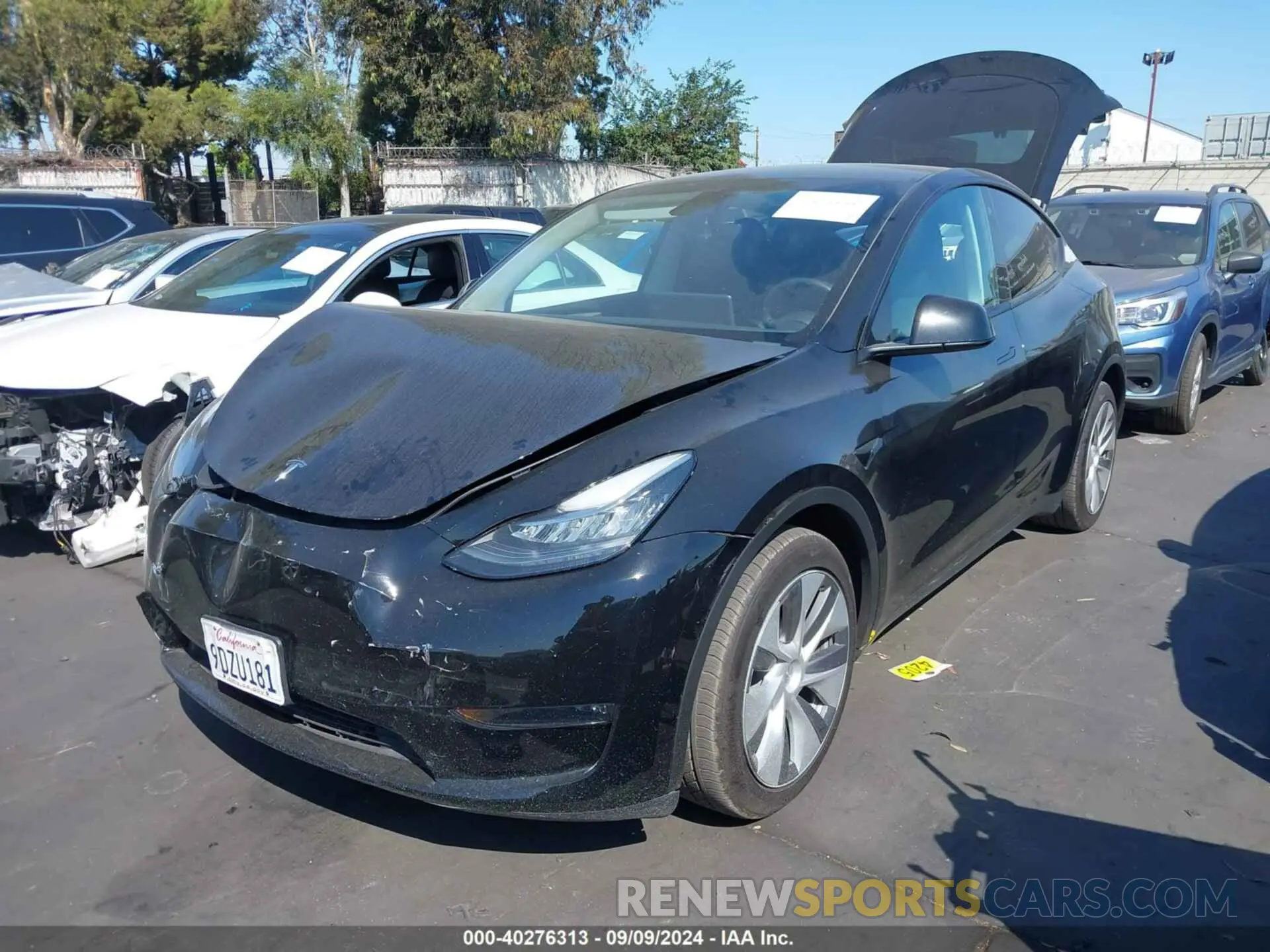 2 Photograph of a damaged car 7SAYGDEE1PA033207 TESLA MODEL Y 2023