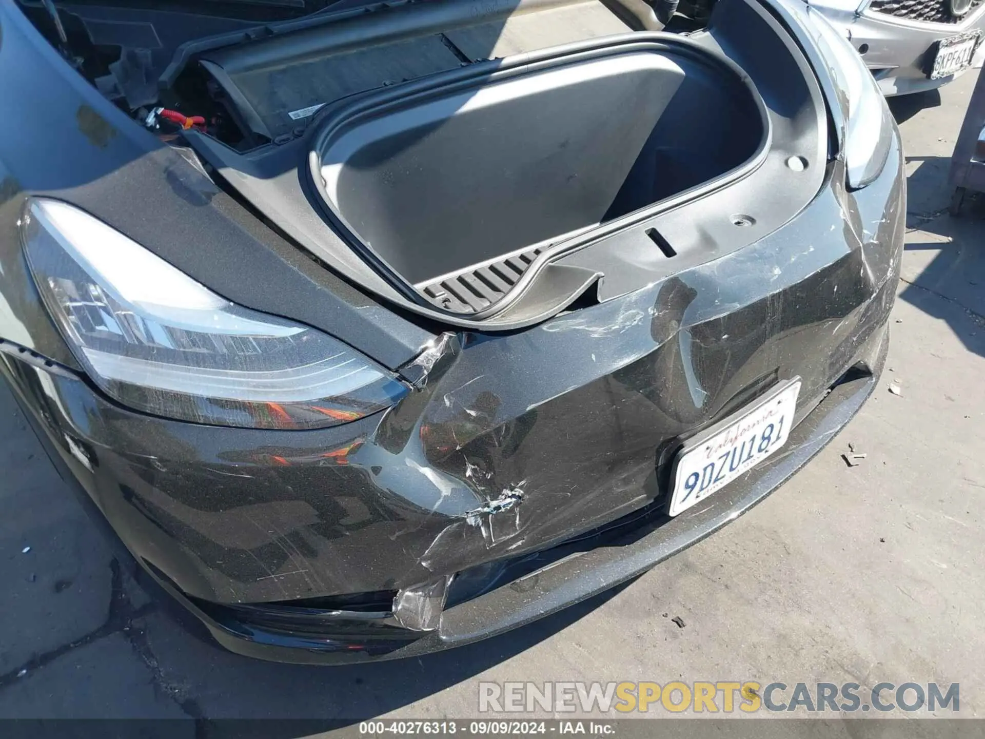 6 Photograph of a damaged car 7SAYGDEE1PA033207 TESLA MODEL Y 2023