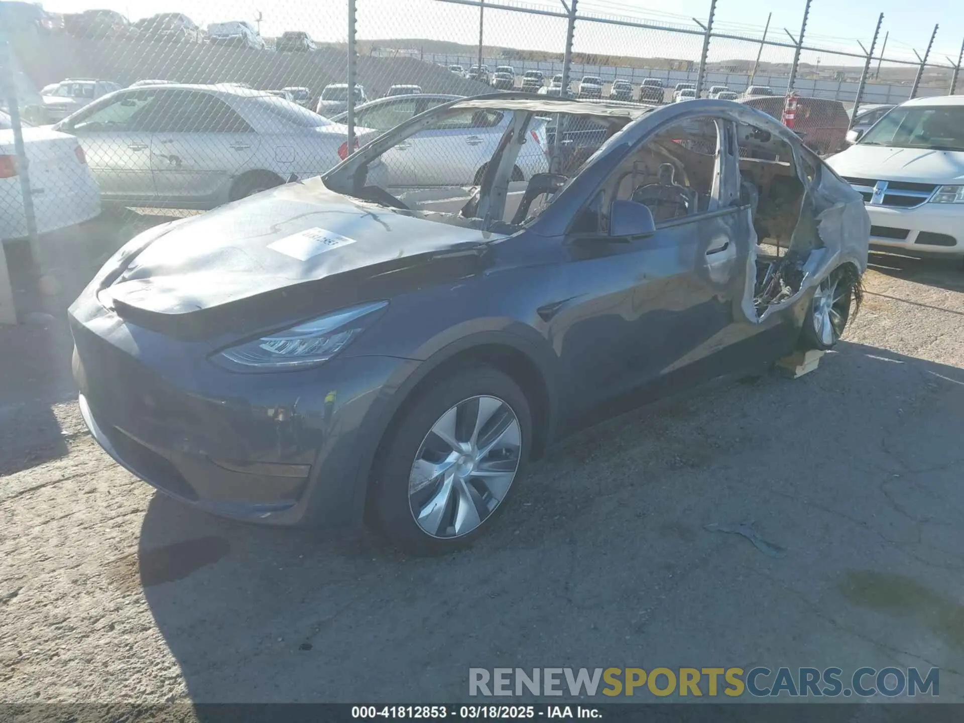 2 Photograph of a damaged car 7SAYGDEE1PA041727 TESLA MODEL Y 2023